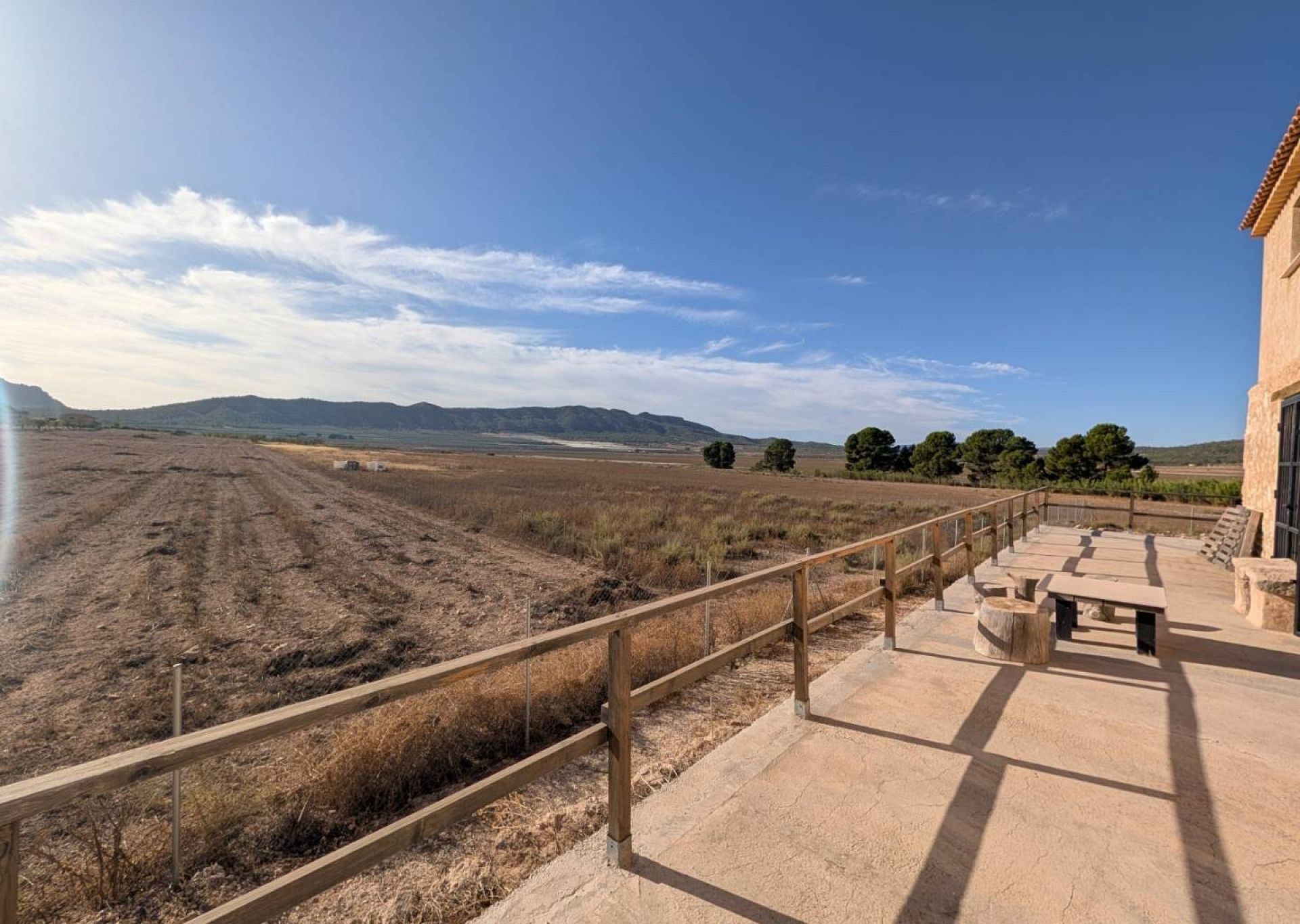 Resale - 3 Bedroom 2 Bathroom Country house in Salinas -  - Alicante