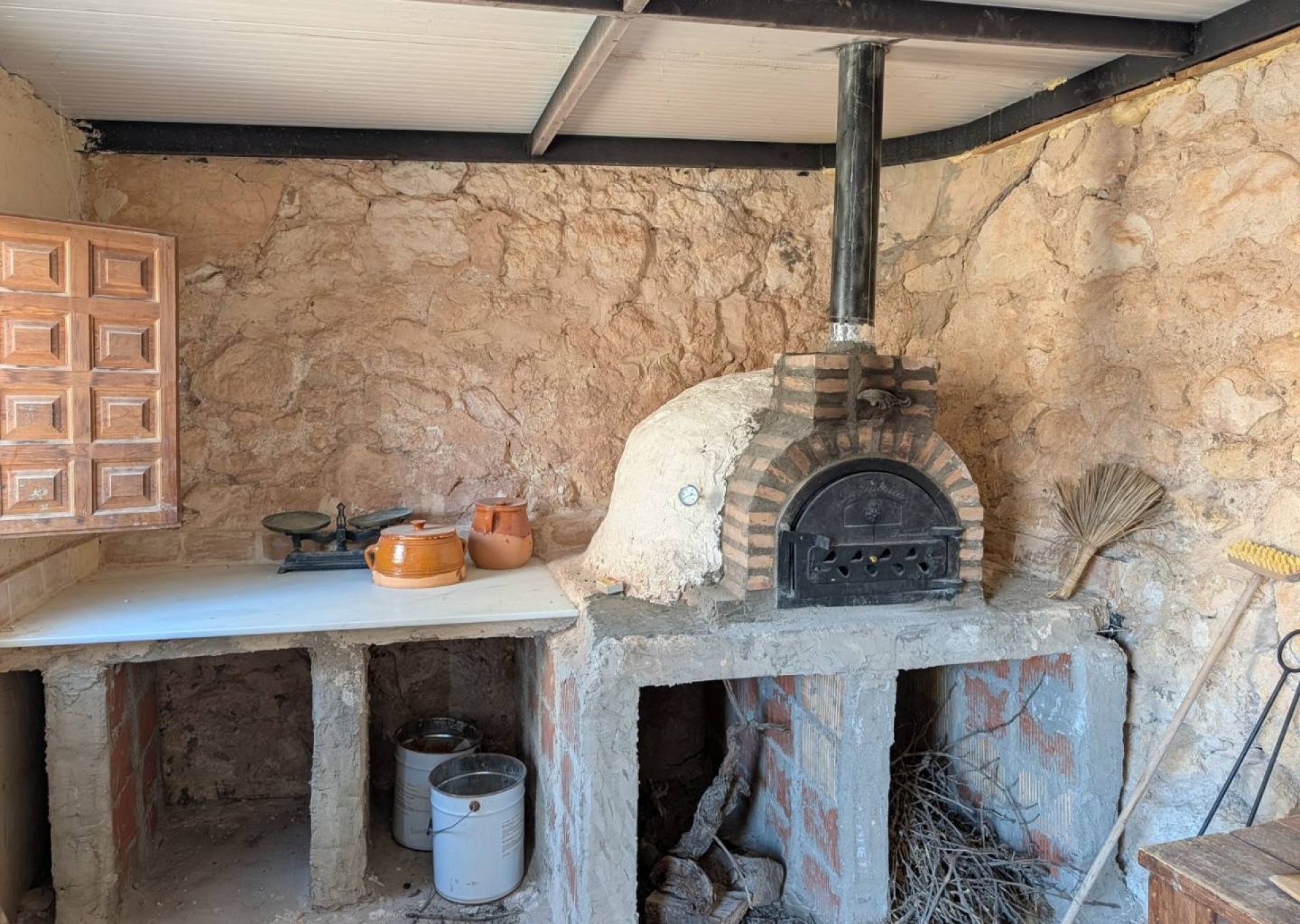 Resale - 3 Bedroom 2 Bathroom Country house in Salinas -  - Alicante