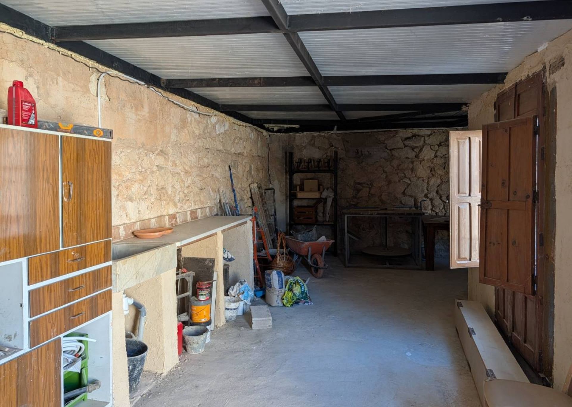 Resale - 3 Bedroom 2 Bathroom Country house in Salinas -  - Alicante