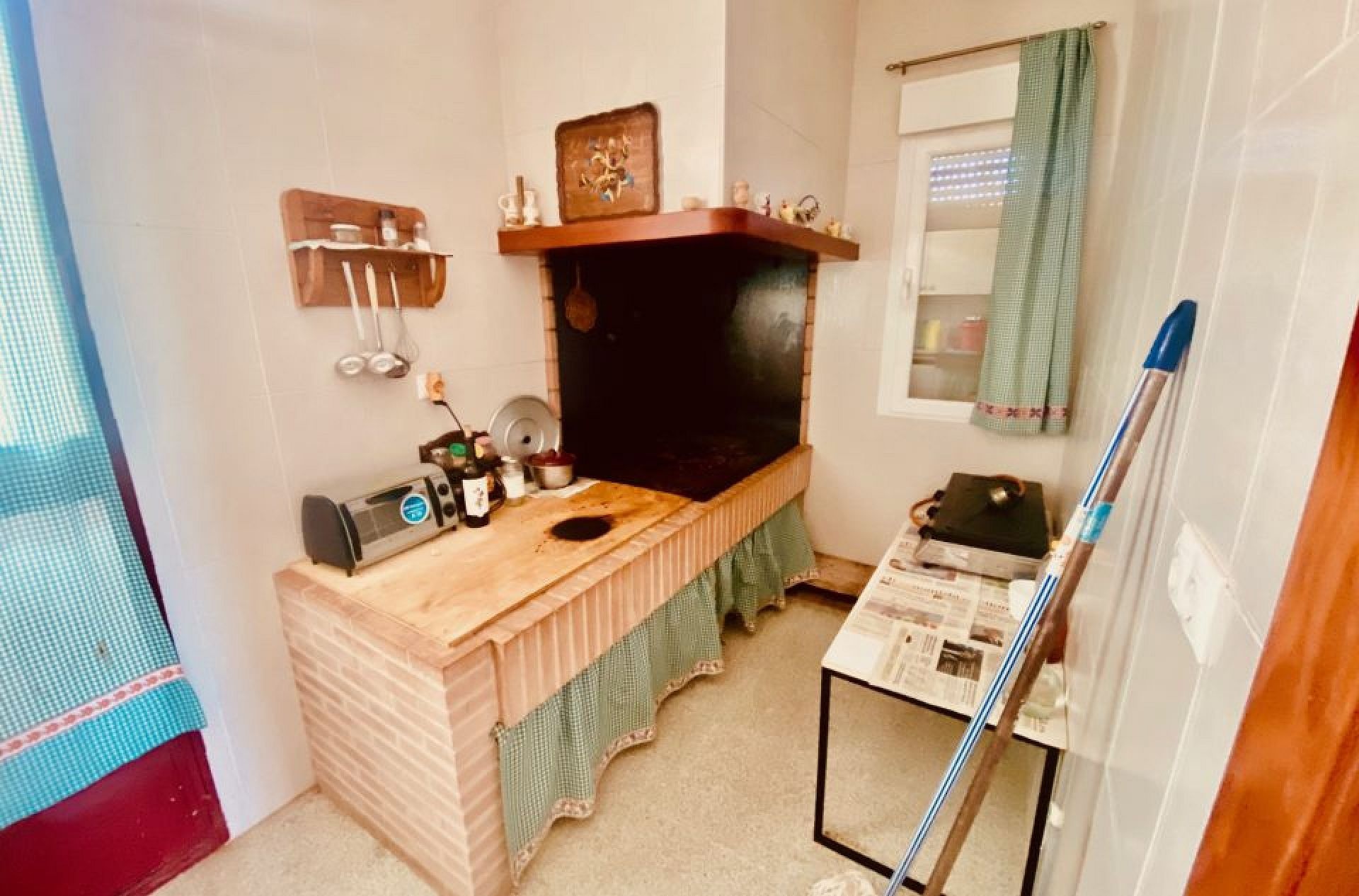 Resale - 4 Bedroom 2 Bathroom Villa in Fortuna -  - Murcia