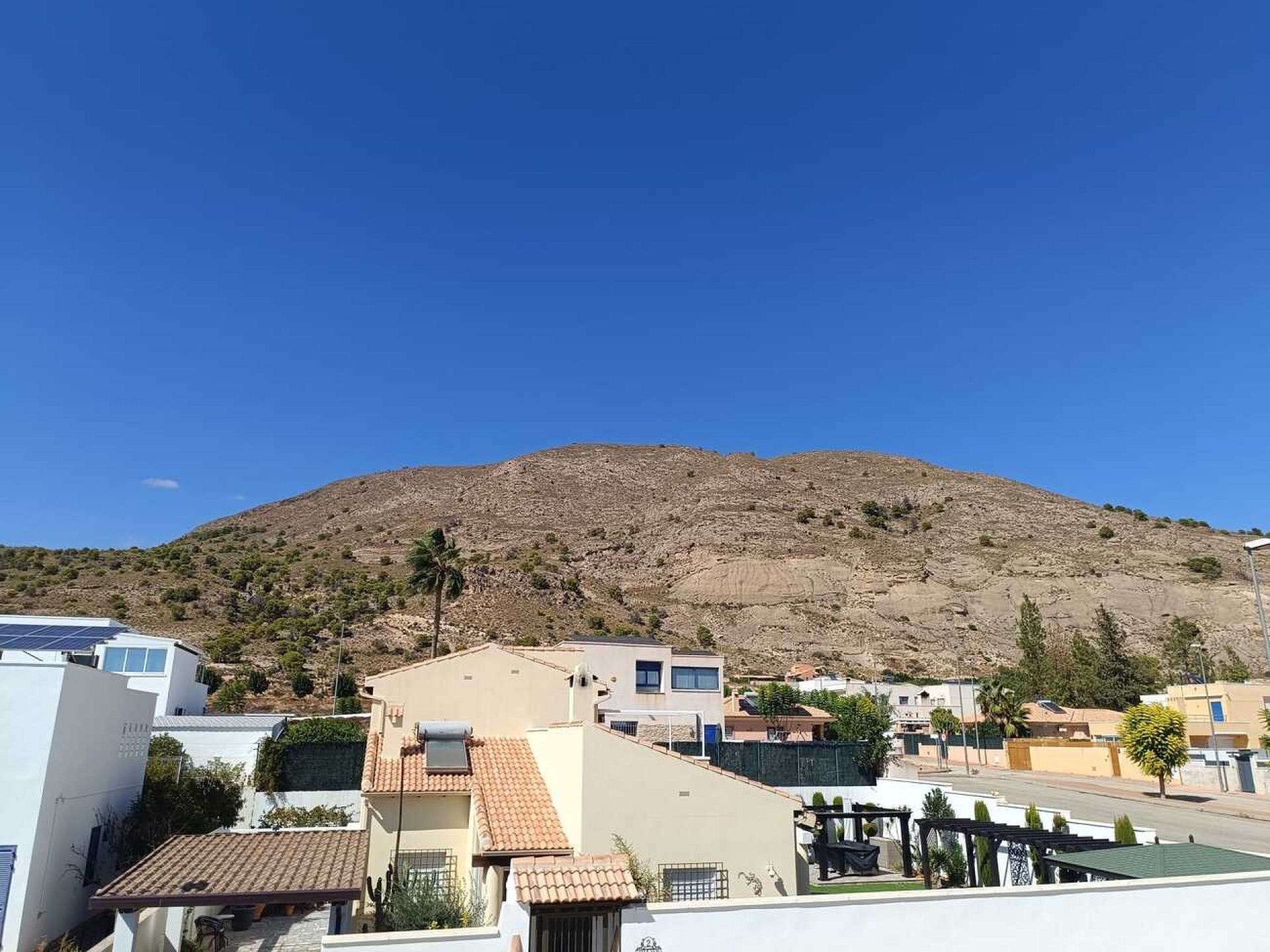 Resale - 3 Bedroom 2 Bathroom Villa in Fortuna -  - Murcia