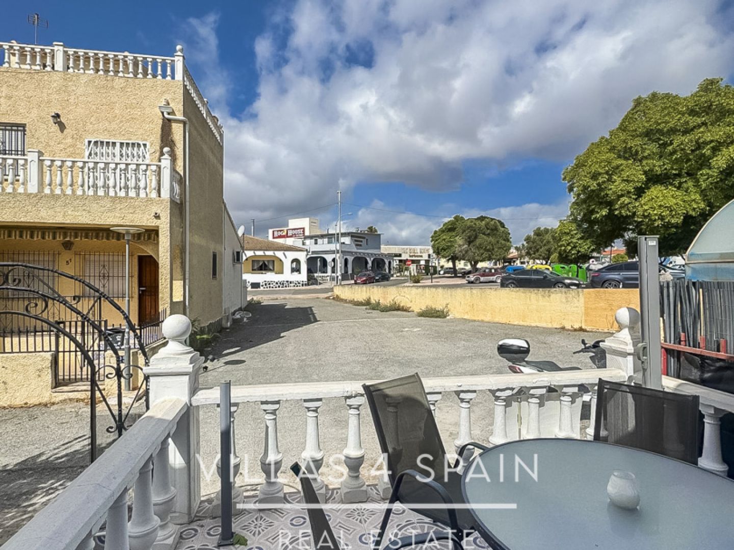 2-Bed 1 bath Townhouse with Private Garden & Sunny Terrace, in La Marina, San Fulgencio Alicante 