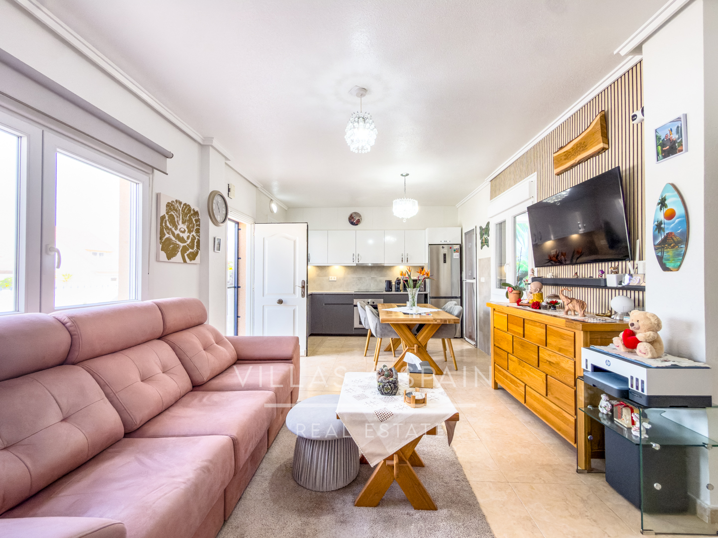 Resale - Cv v4s: 3 Bed 2 Bath townhouse with roof terrace and community pool in Benijofar - Ciudad Quesada  - calle rio turia - Alicante