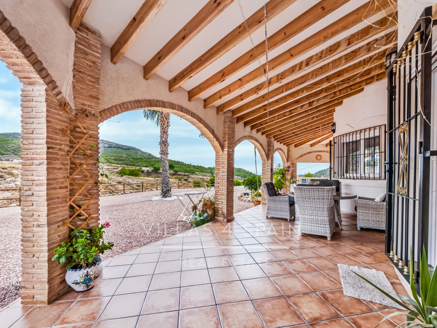 Resale - 6 bedroom 4 bathroom villa and cave house for sale in Las Casicas, Fortuna - paraje de las casicas - Murcia