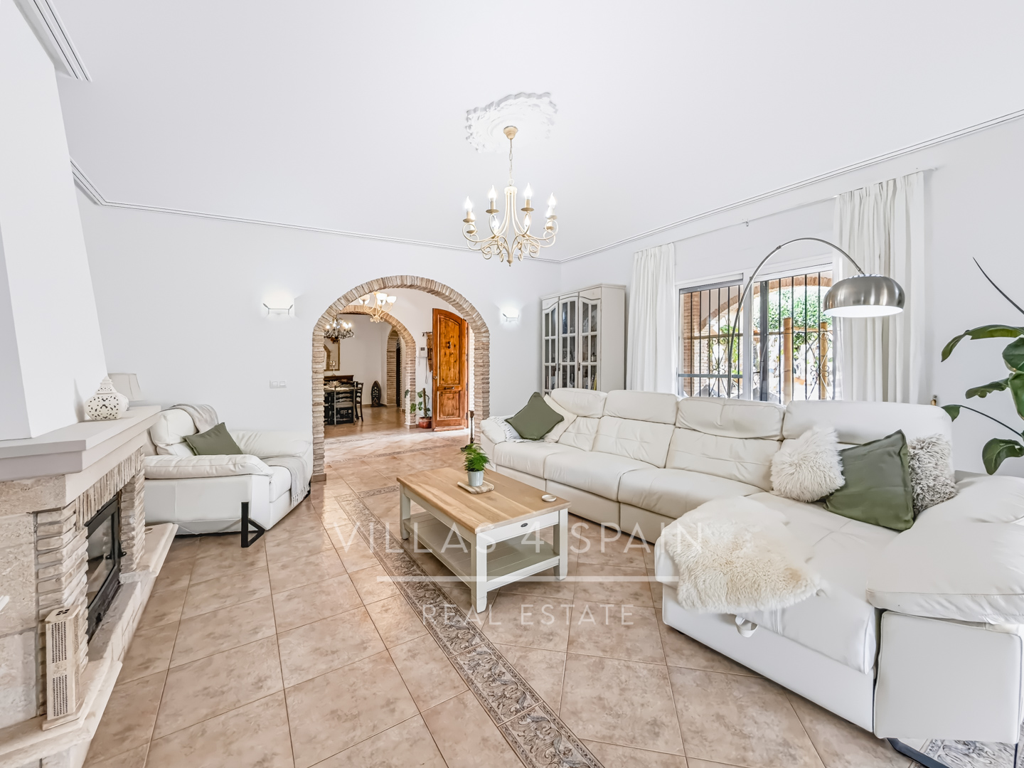 Resale - 6 bedroom 4 bathroom villa and cave house for sale in Las Casicas, Fortuna - paraje de las casicas - Murcia