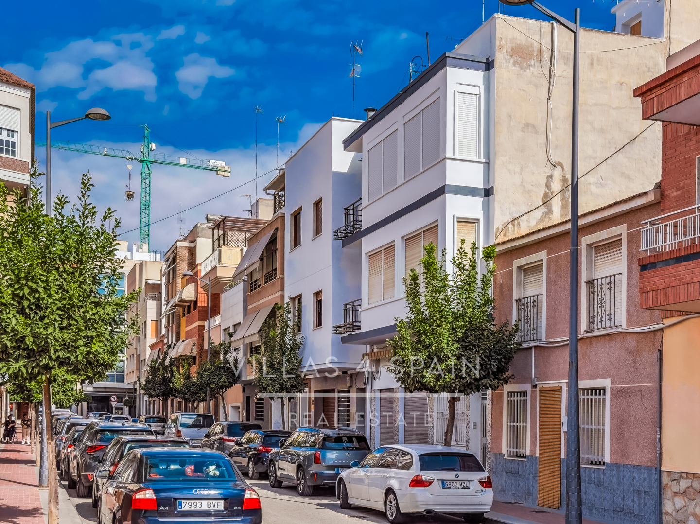 Resale - 3 Bed 2 Bath Penthouse Apartment with roof terrace in Guardamar del Segura Town Centre - carrer sant jaume  - Alicante