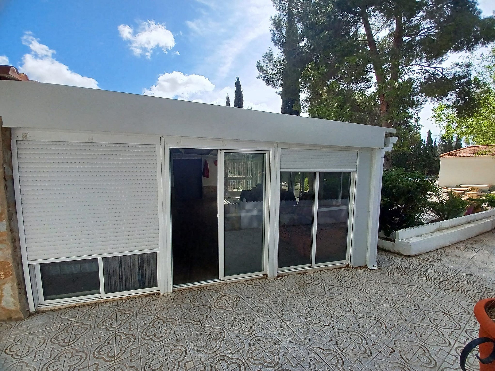 Resale - 5 Bedroom 1 Bathroom Villa in Sax -  - Alicante