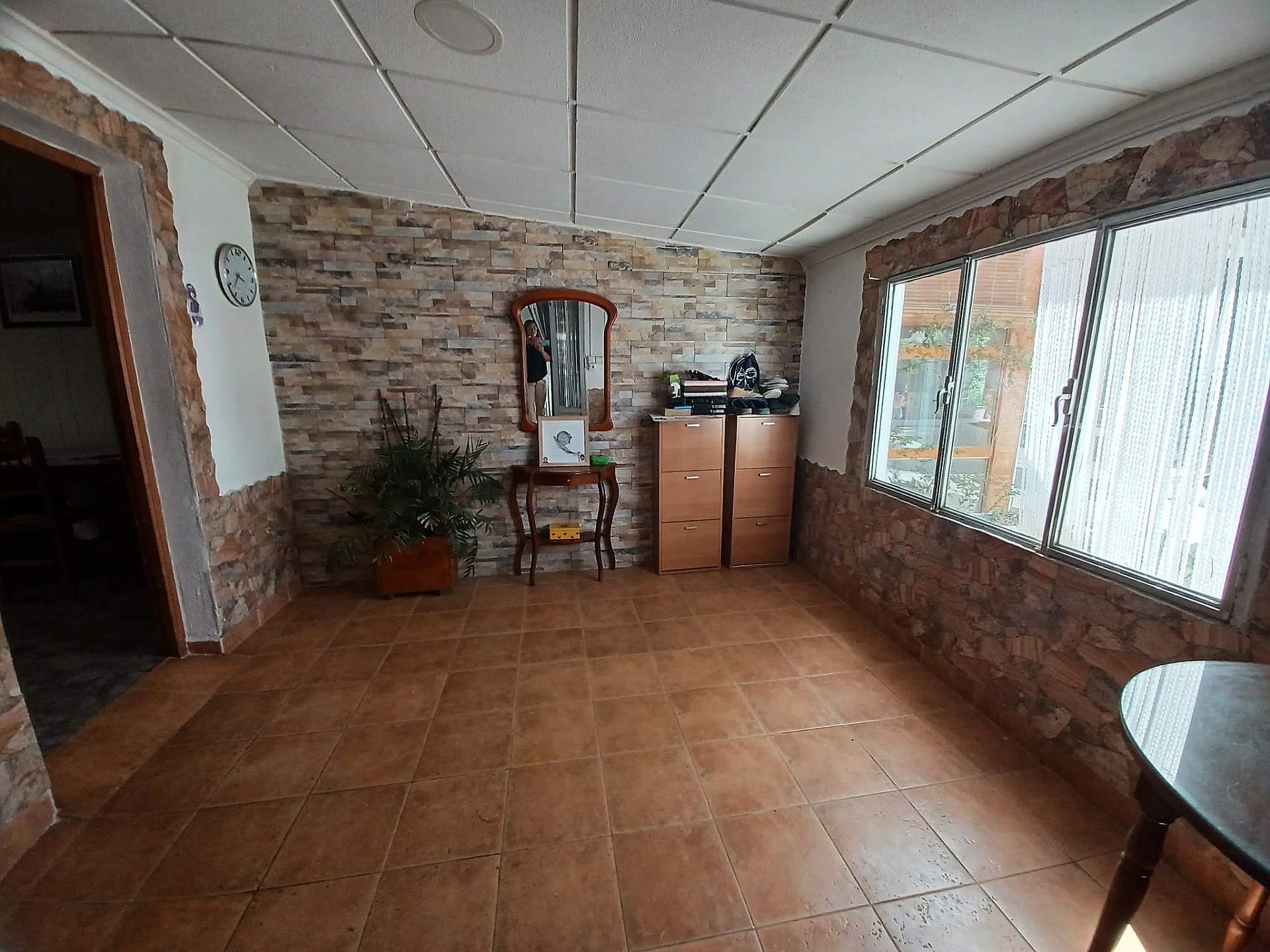 Resale - 5 Bedroom 1 Bathroom Villa in Sax -  - Alicante