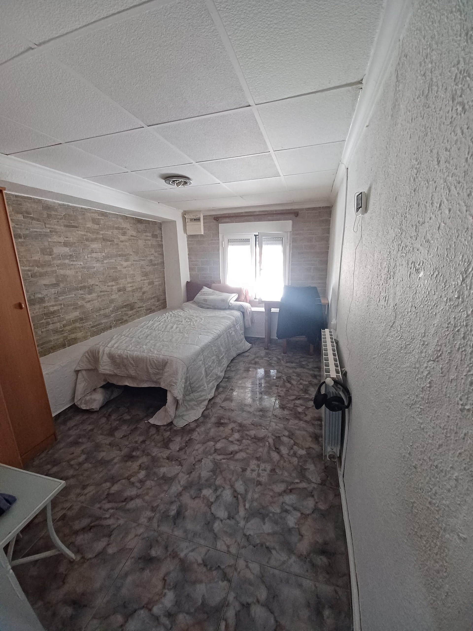 Resale - 5 Bedroom 1 Bathroom Villa in Sax -  - Alicante