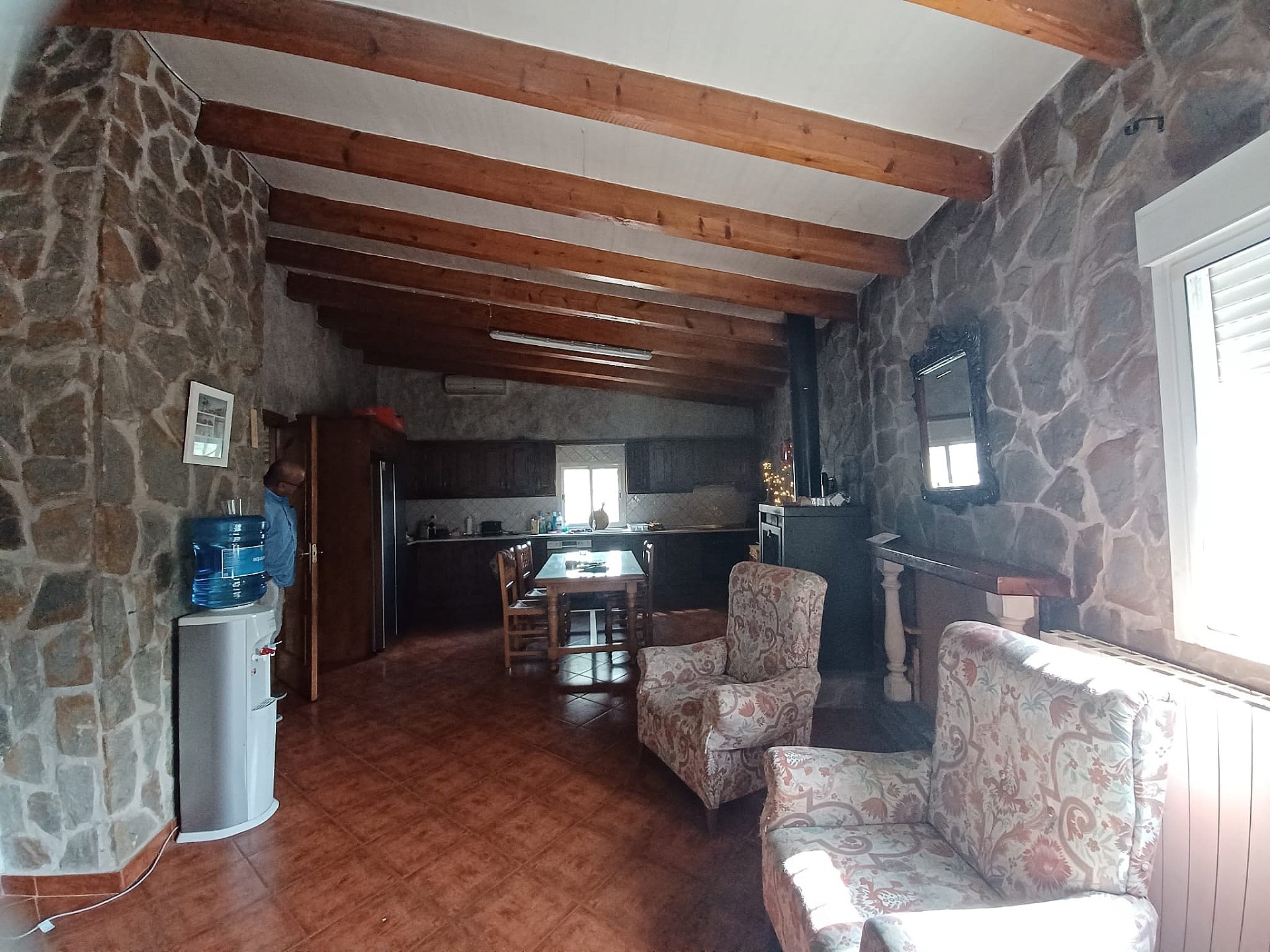 Resale - 5 Bedroom 1 Bathroom Villa in Sax -  - Alicante