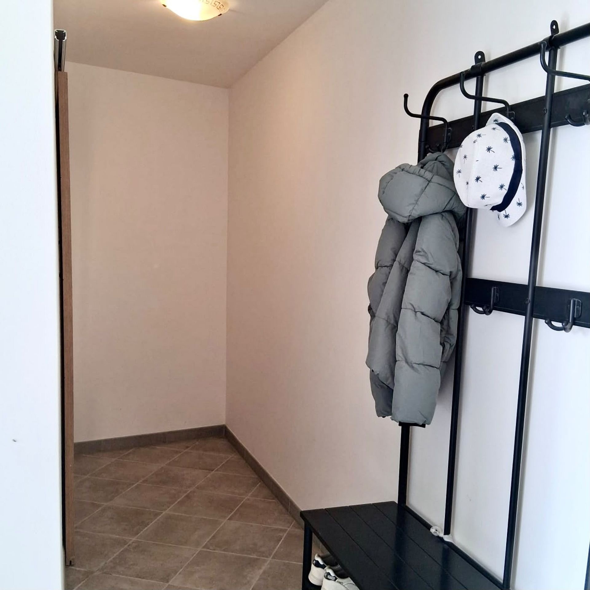 Resale - 5 Bedroom 2 Bathroom Country house in Pinoso -  - Alicante