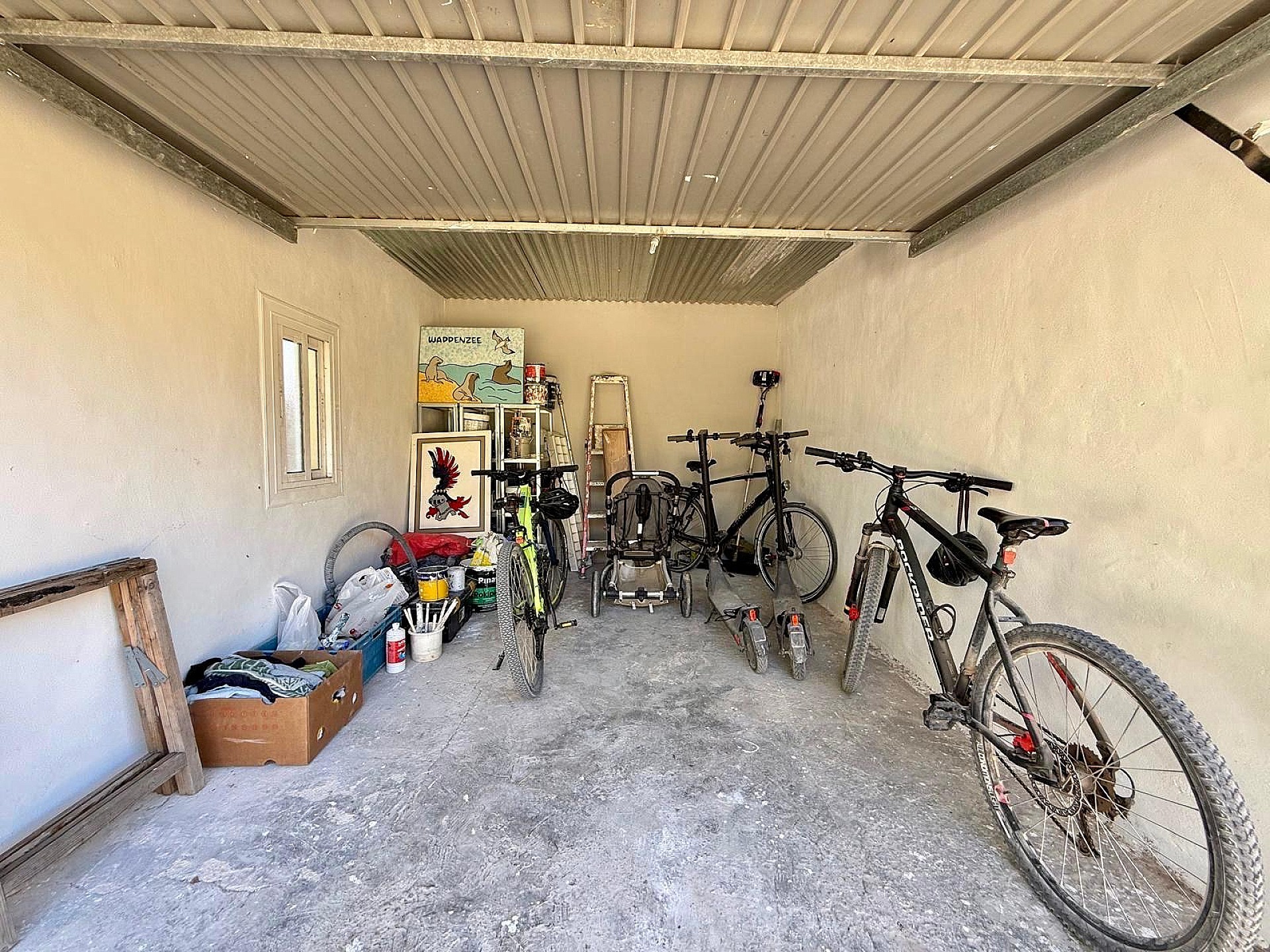 Resale - 5 Bedroom 2 Bathroom Country house in Pinoso -  - Alicante