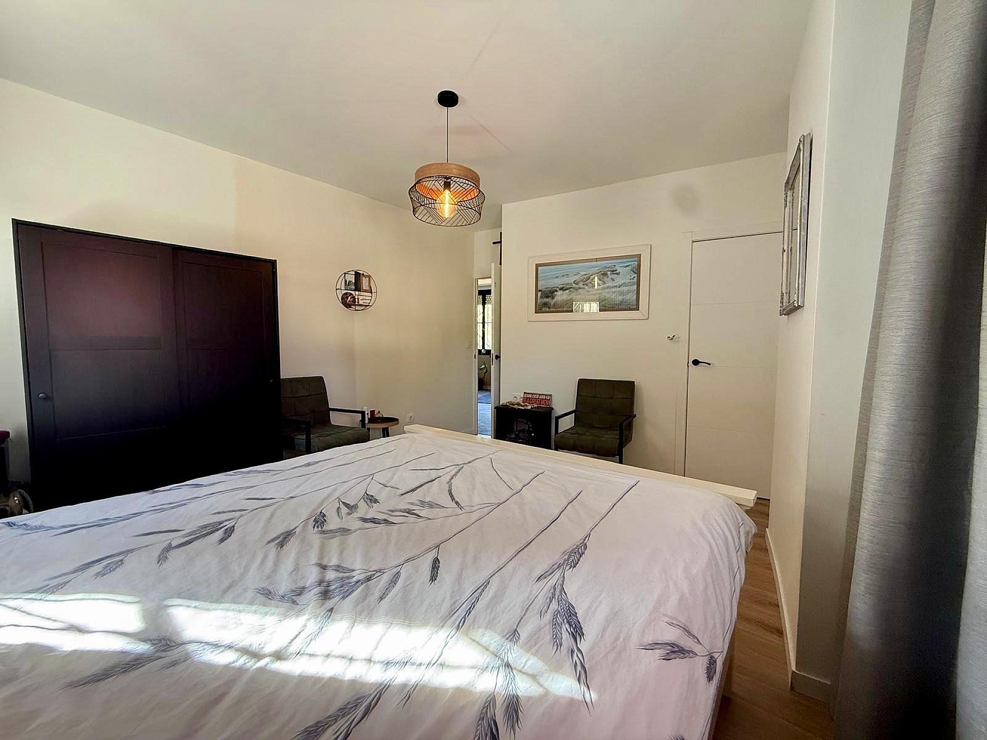 Resale - 5 Bedroom 2 Bathroom Country house in Pinoso -  - Alicante