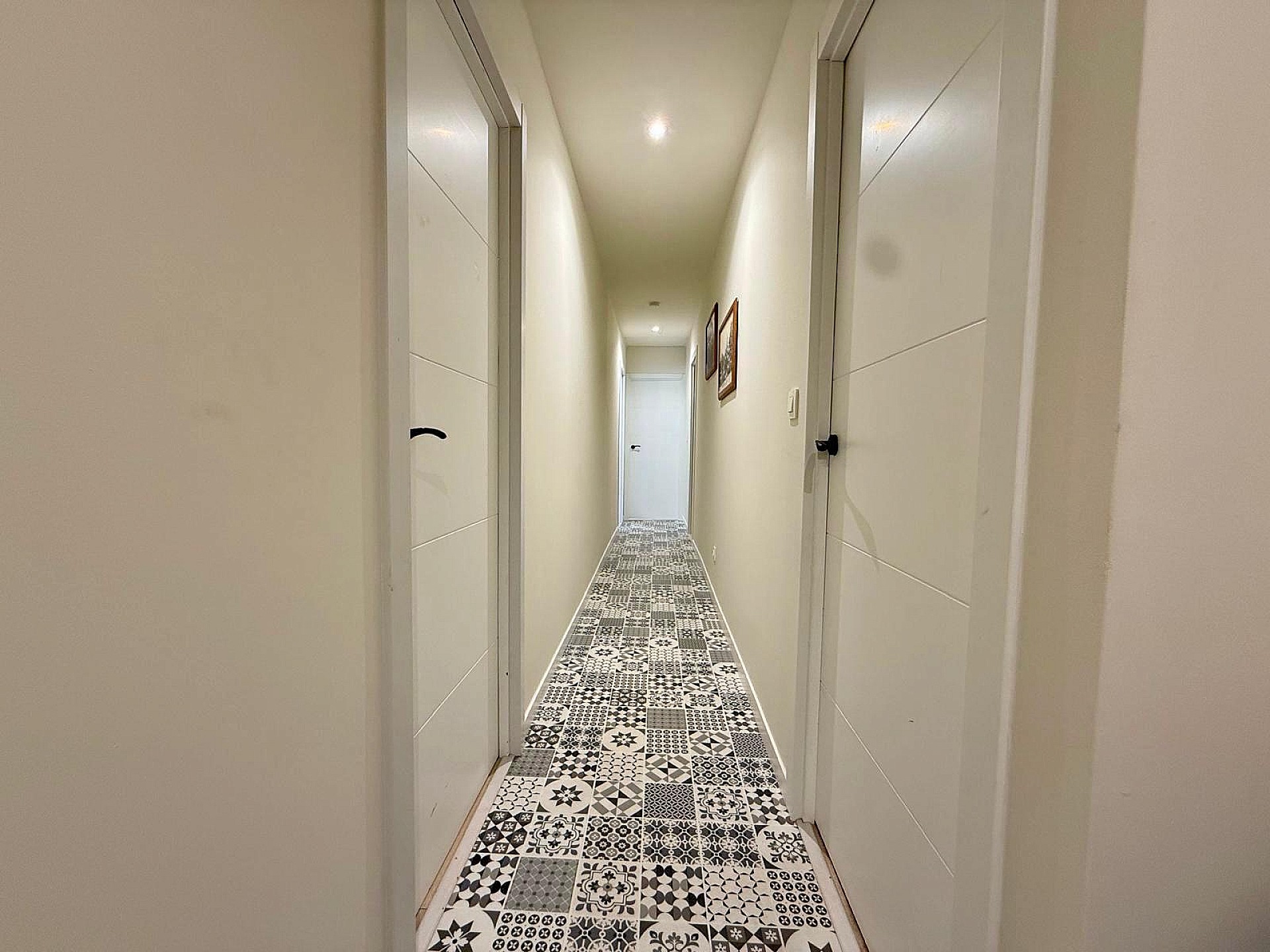Resale - 5 Bedroom 2 Bathroom Country house in Pinoso -  - Alicante