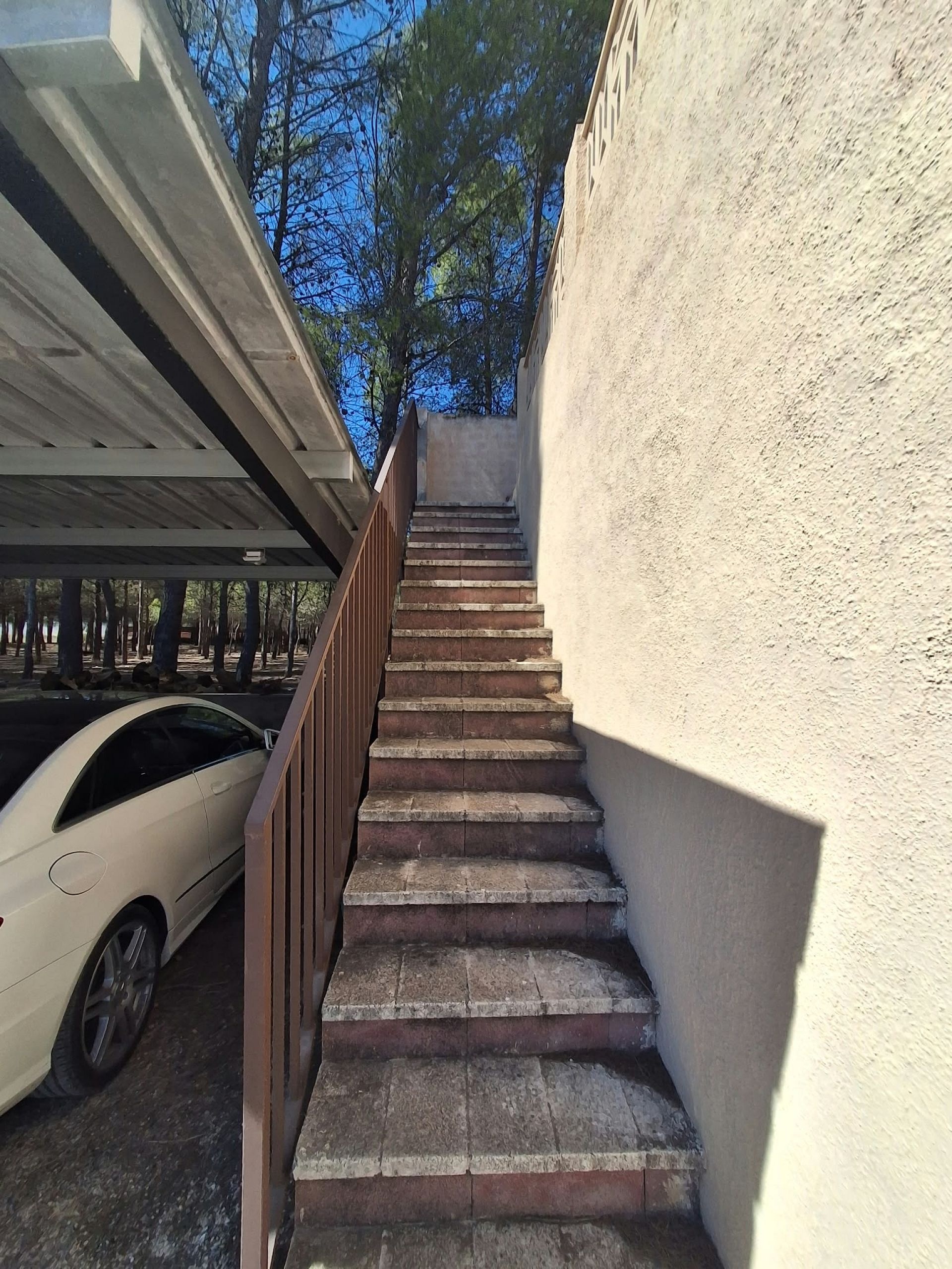 Resale - 7 Bedroom 5 Bathroom Villa in Sax -  - Alicante