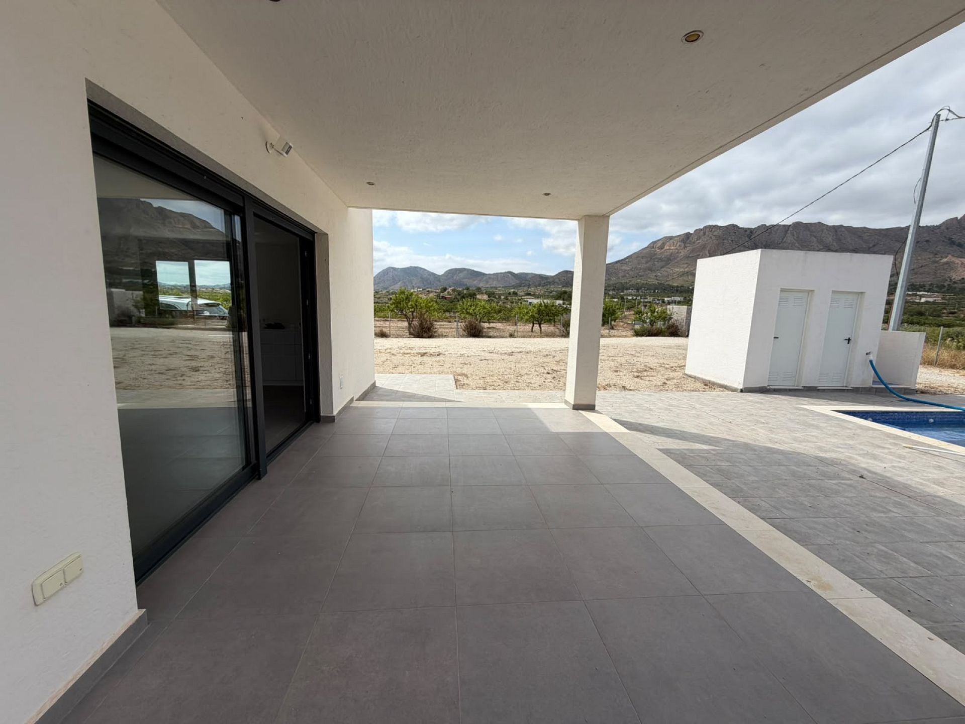Resale - 4 Bedroom 2 Bathroom Villa in Macisvenda -  - Murcia