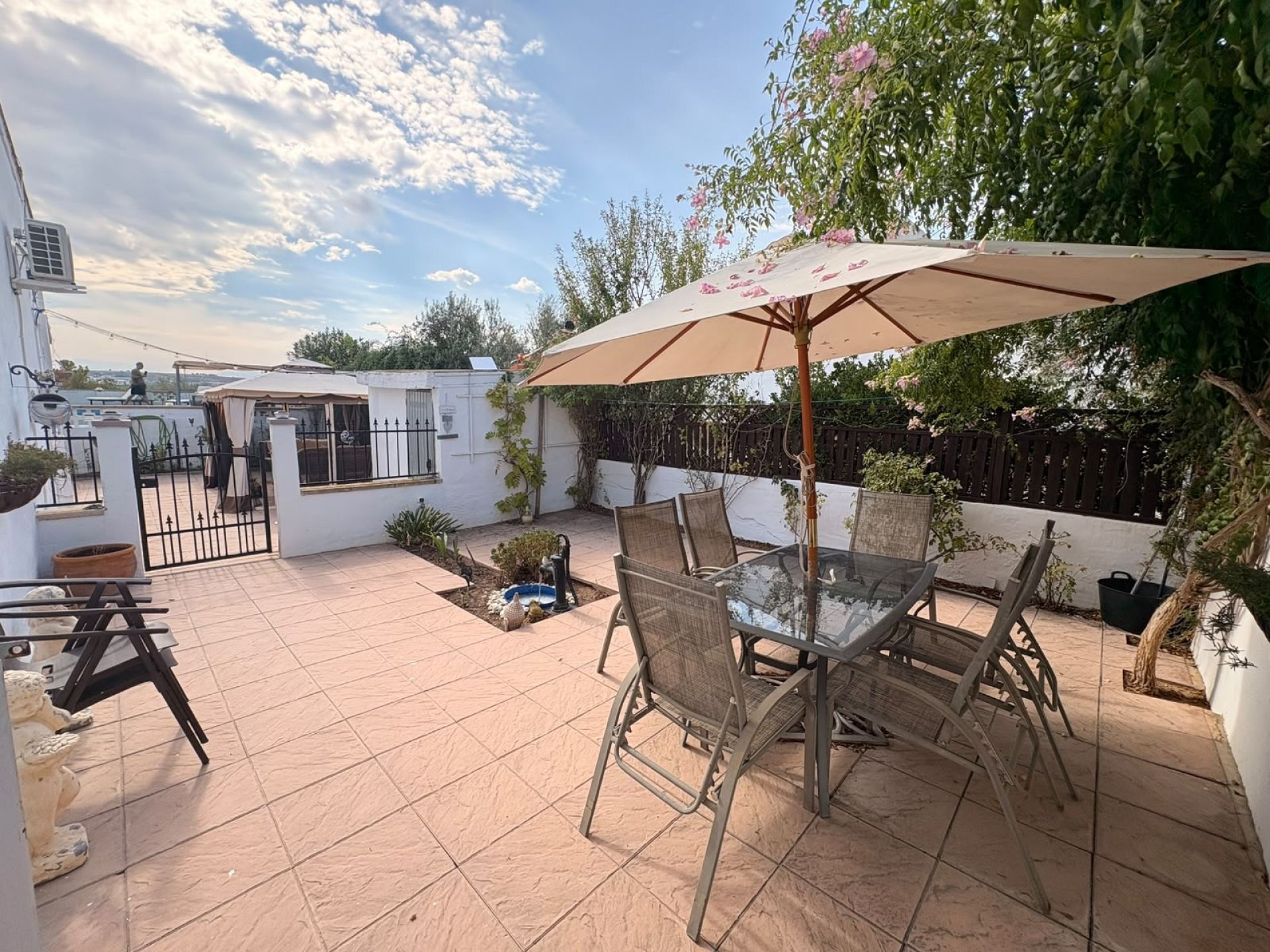 Resale - 3 Bedroom 2 Bathroom Villa in Caudete -  - Albacete