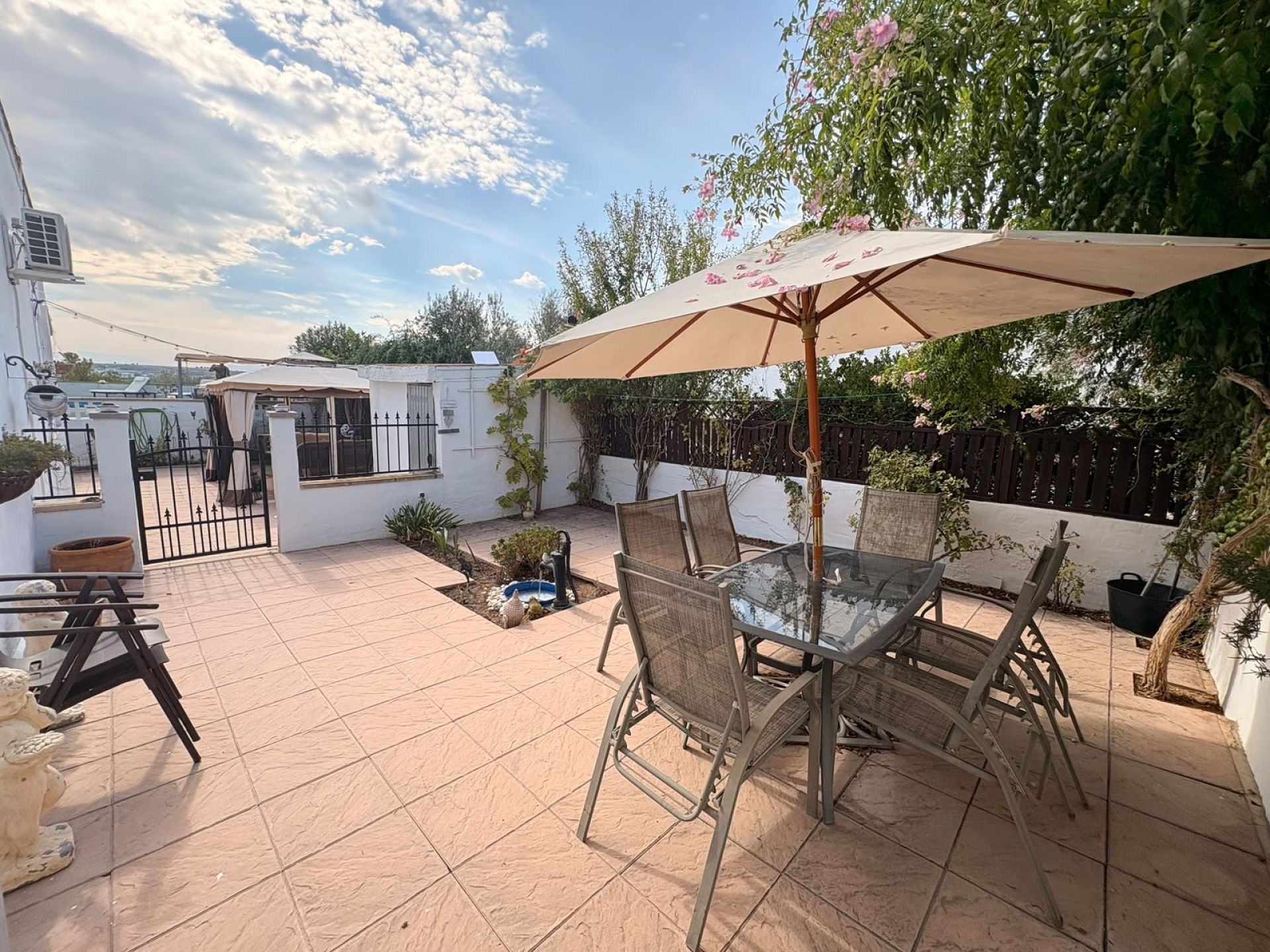 Resale - 3 Bedroom 2 Bathroom Villa in Caudete -  - Albacete