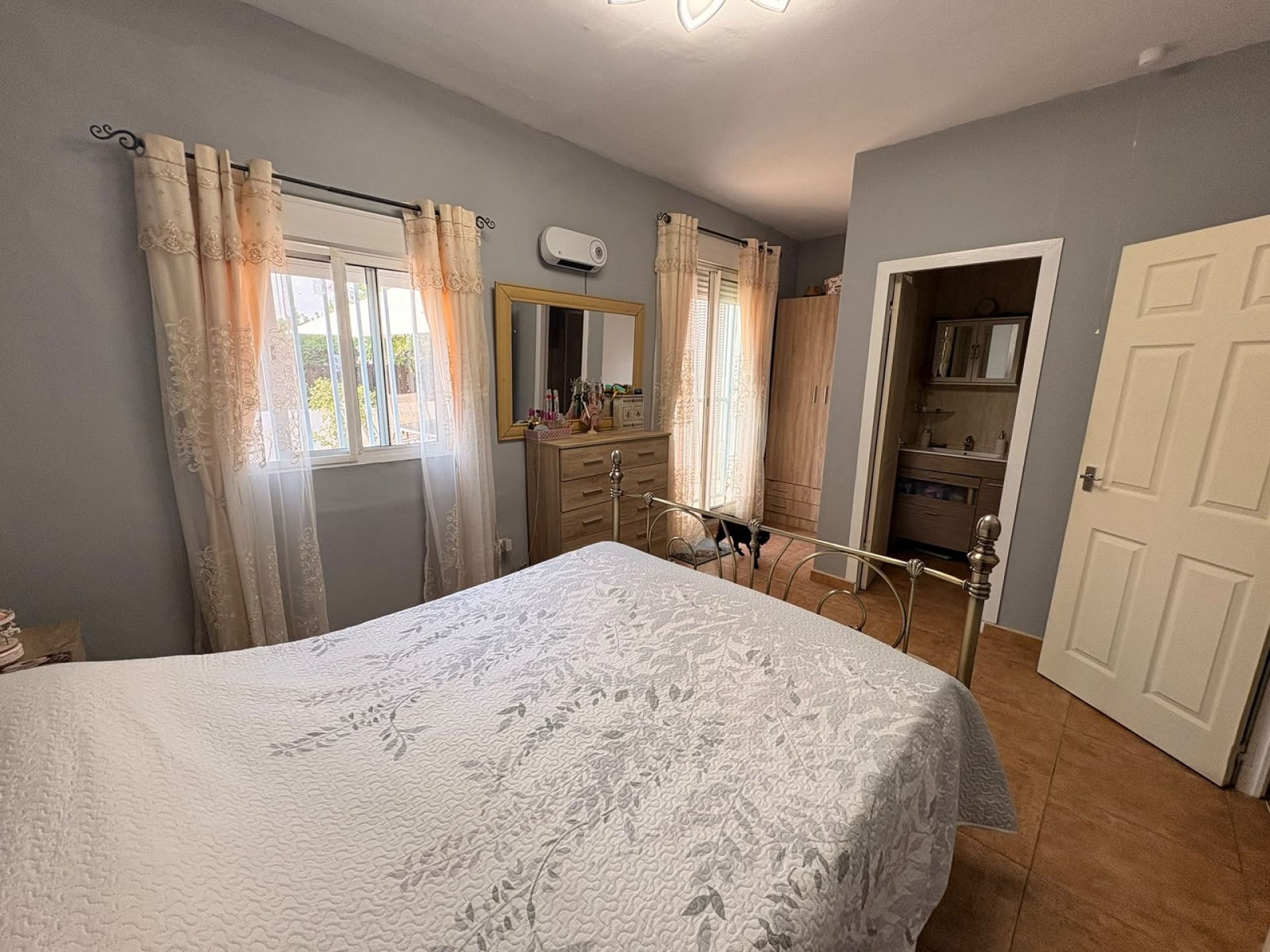 Resale - 3 Bedroom 2 Bathroom Villa in Caudete -  - Albacete