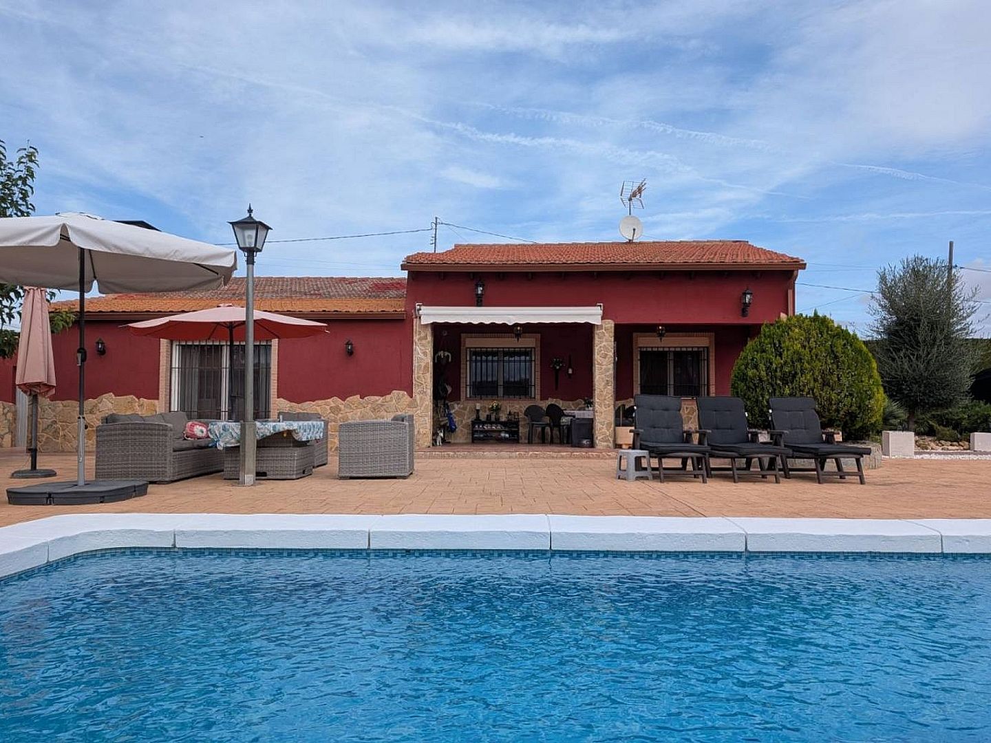 4 Bedroom 3 Bathroom Finca in Sax