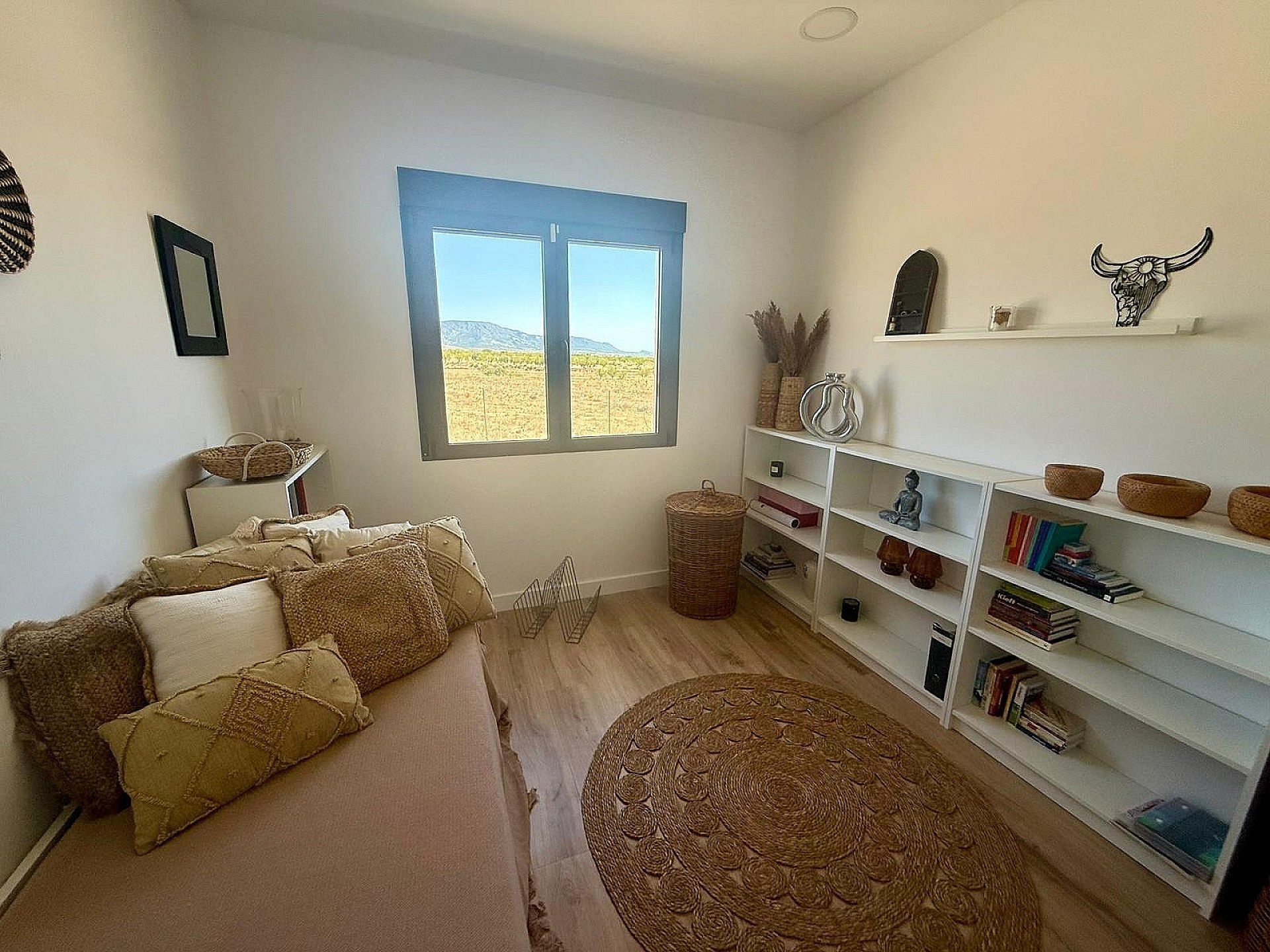 Resale - 3 Bedroom 2 Bathroom Villa in Pinoso - , Pinoso, Alicante, Spain - Alicante