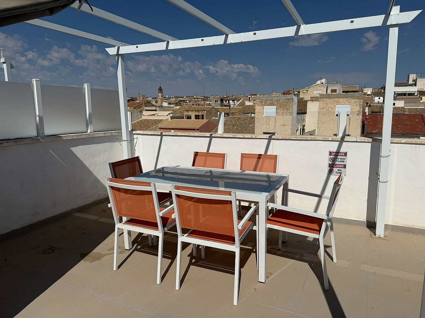 3 Bedroom 2 Bathroom Apartment in Pinoso