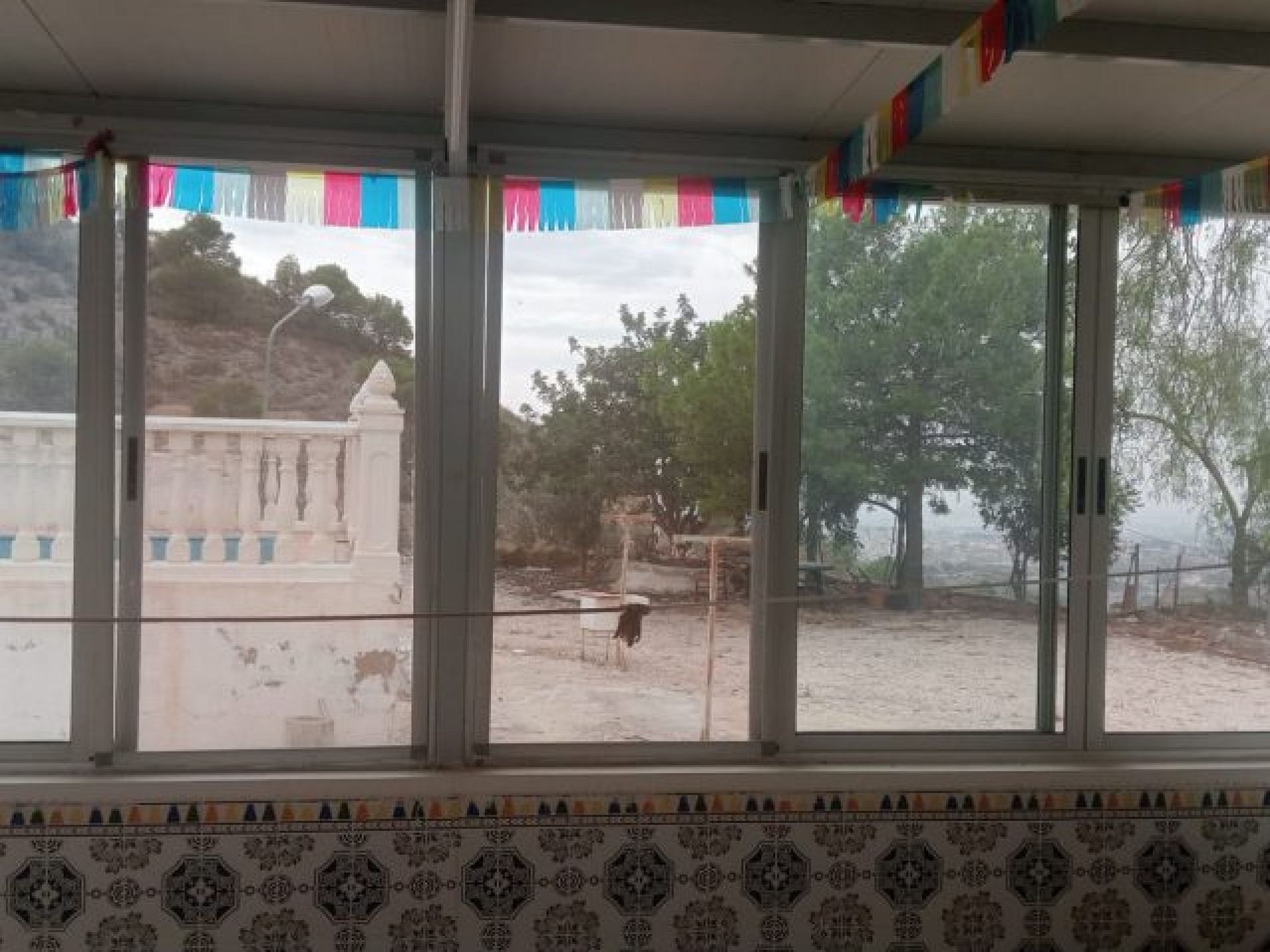 Resale - 4 Bedroom 1 Bathroom Finca in Crevillente -  - Alicante