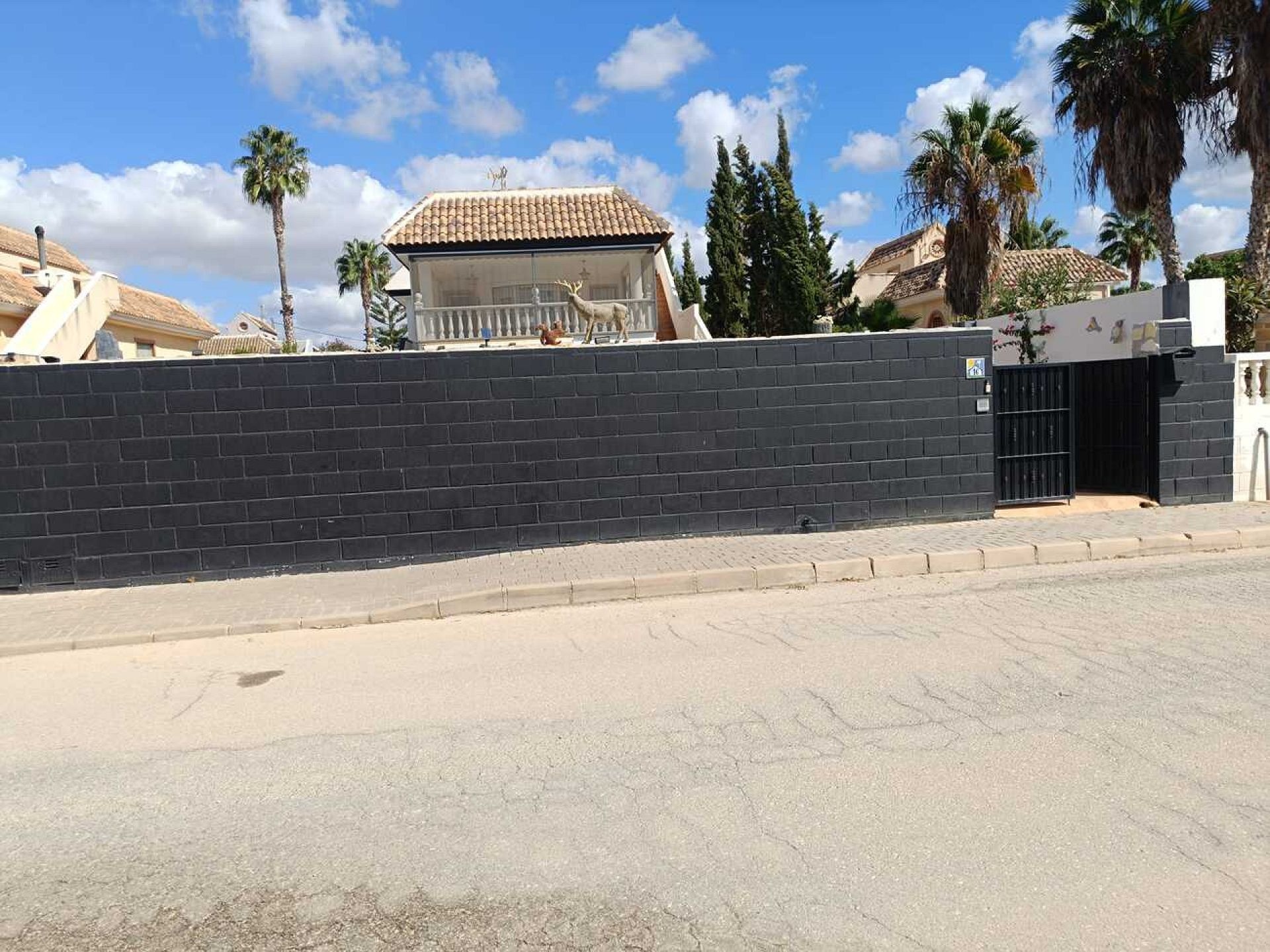 Resale - 4 Bedroom 3 Bathroom Villa in Fortuna -  - Murcia