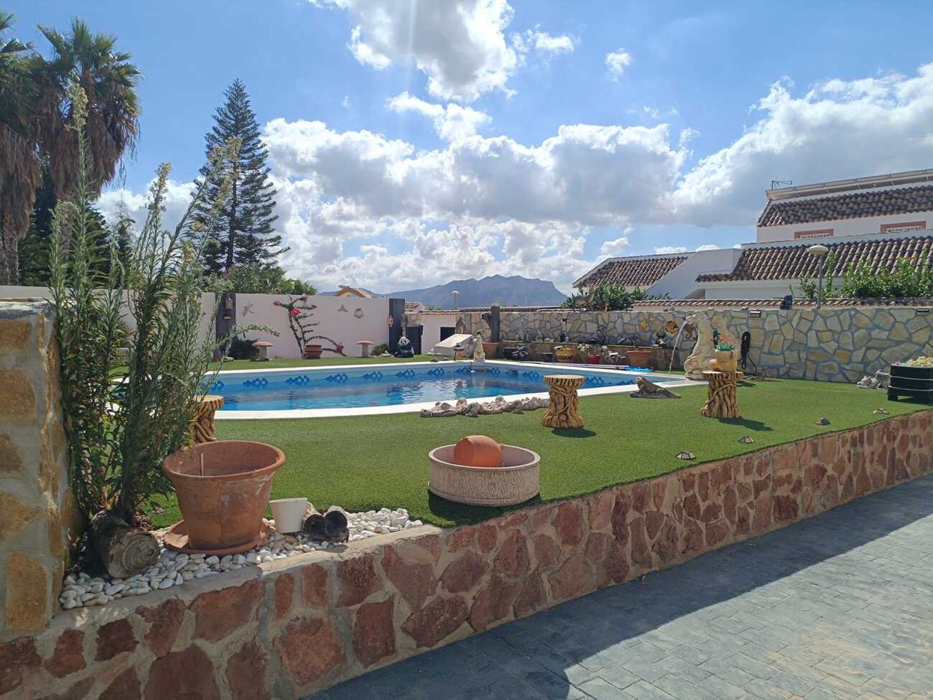 Resale - 4 Bedroom 3 Bathroom Villa in Fortuna -  - Murcia