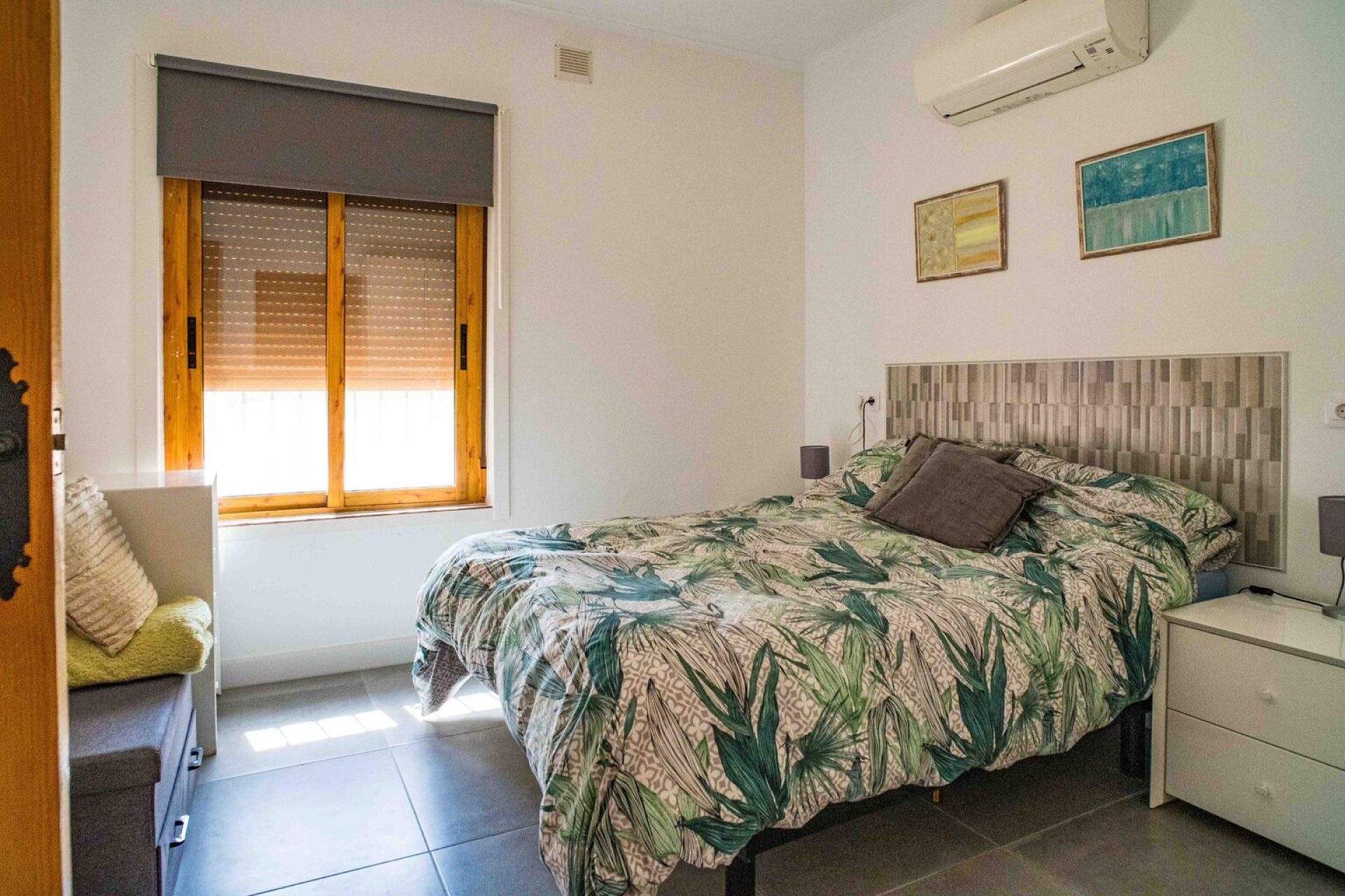 Resale - 5 Bedroom 5 Bathroom Country house in Pinoso -  - Alicante