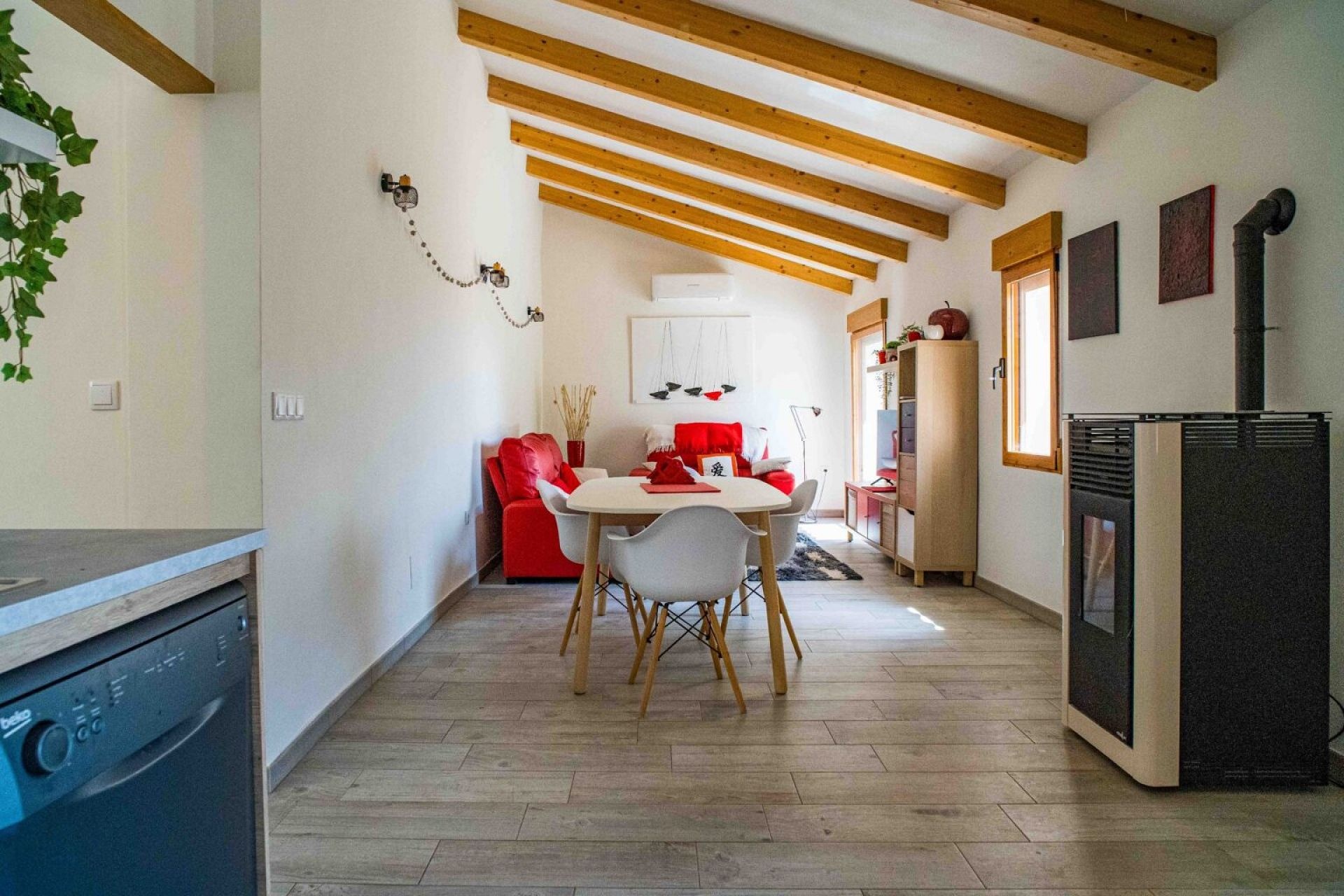 Resale - 5 Bedroom 5 Bathroom Country house in Pinoso -  - Alicante