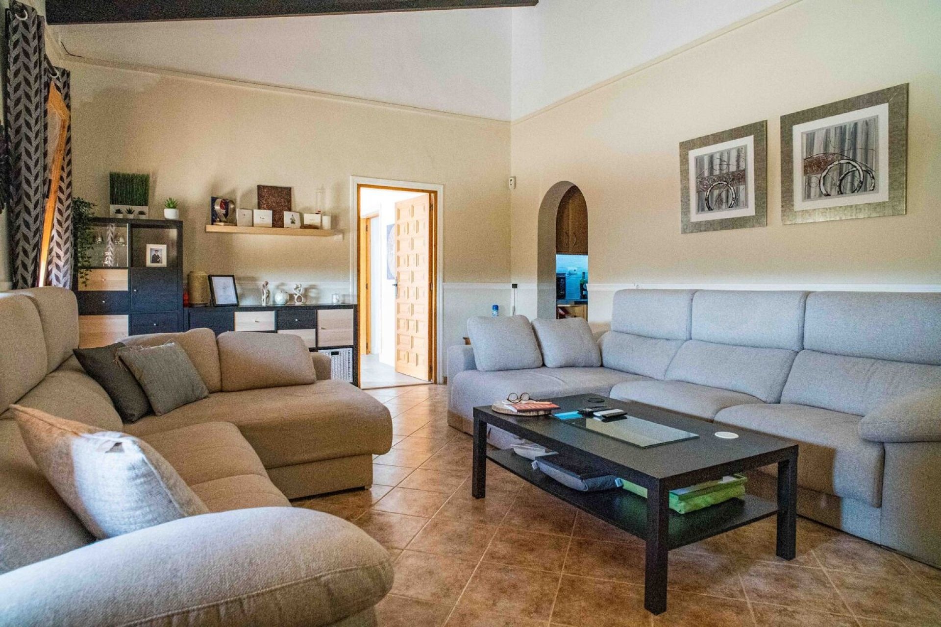 Resale - 5 Bedroom 5 Bathroom Country house in Pinoso -  - Alicante