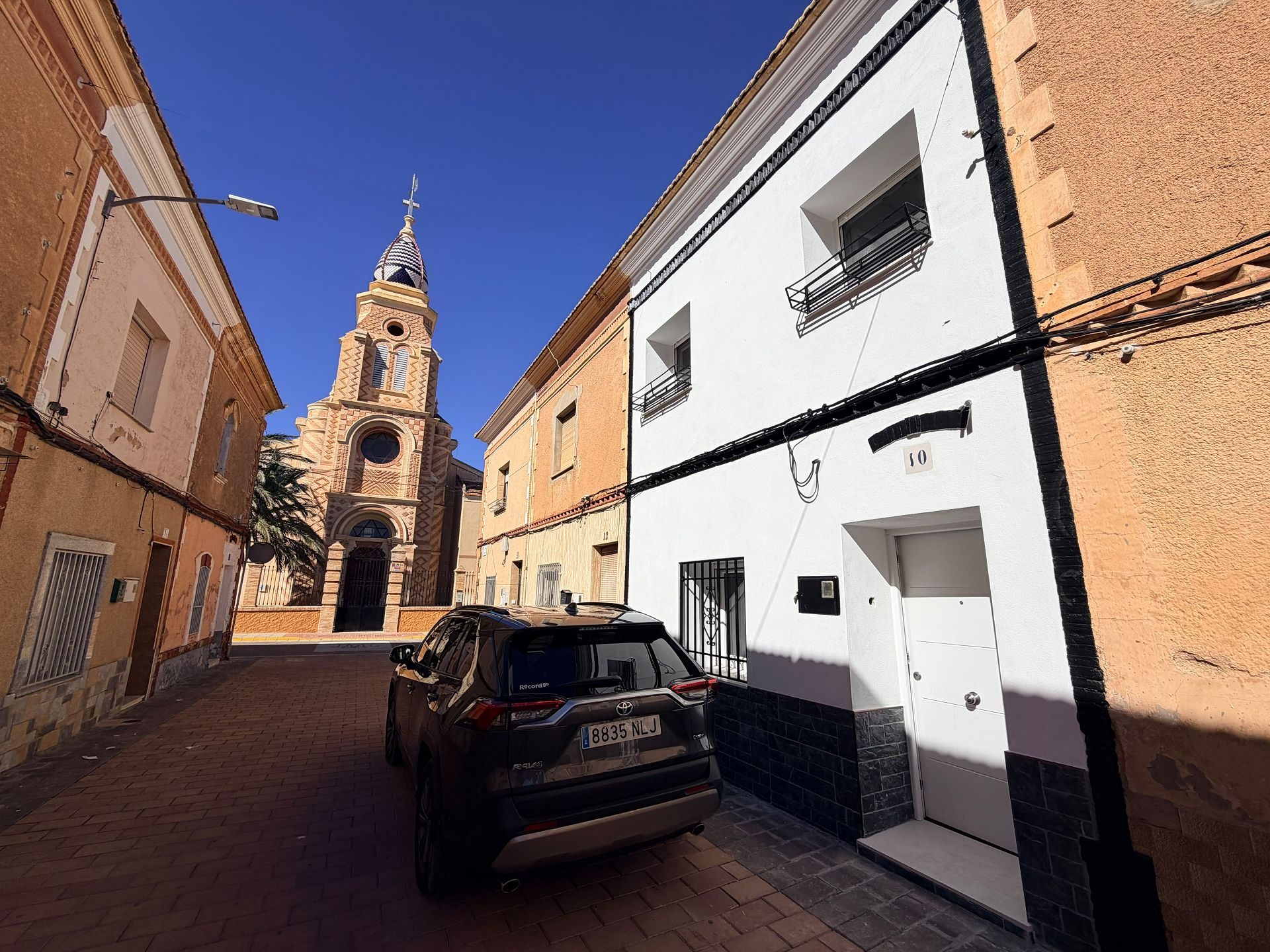 Resale - 4 Bedroom 2 Bathroom Townhouse in Caudete -  - Albacete