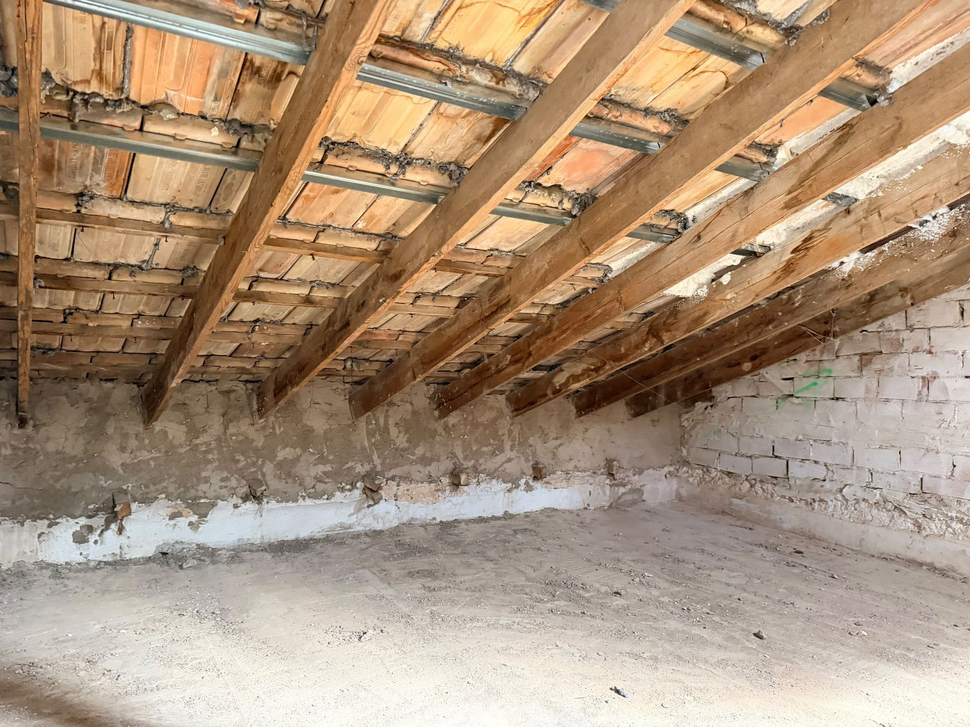 Resale - 4 Bedroom 2 Bathroom Townhouse in Caudete -  - Albacete