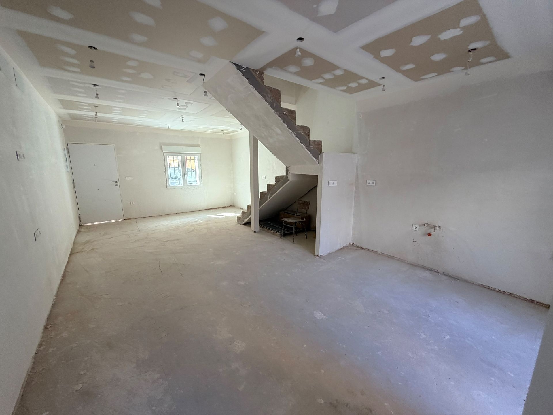 Resale - 4 Bedroom 2 Bathroom Townhouse in Caudete -  - Albacete