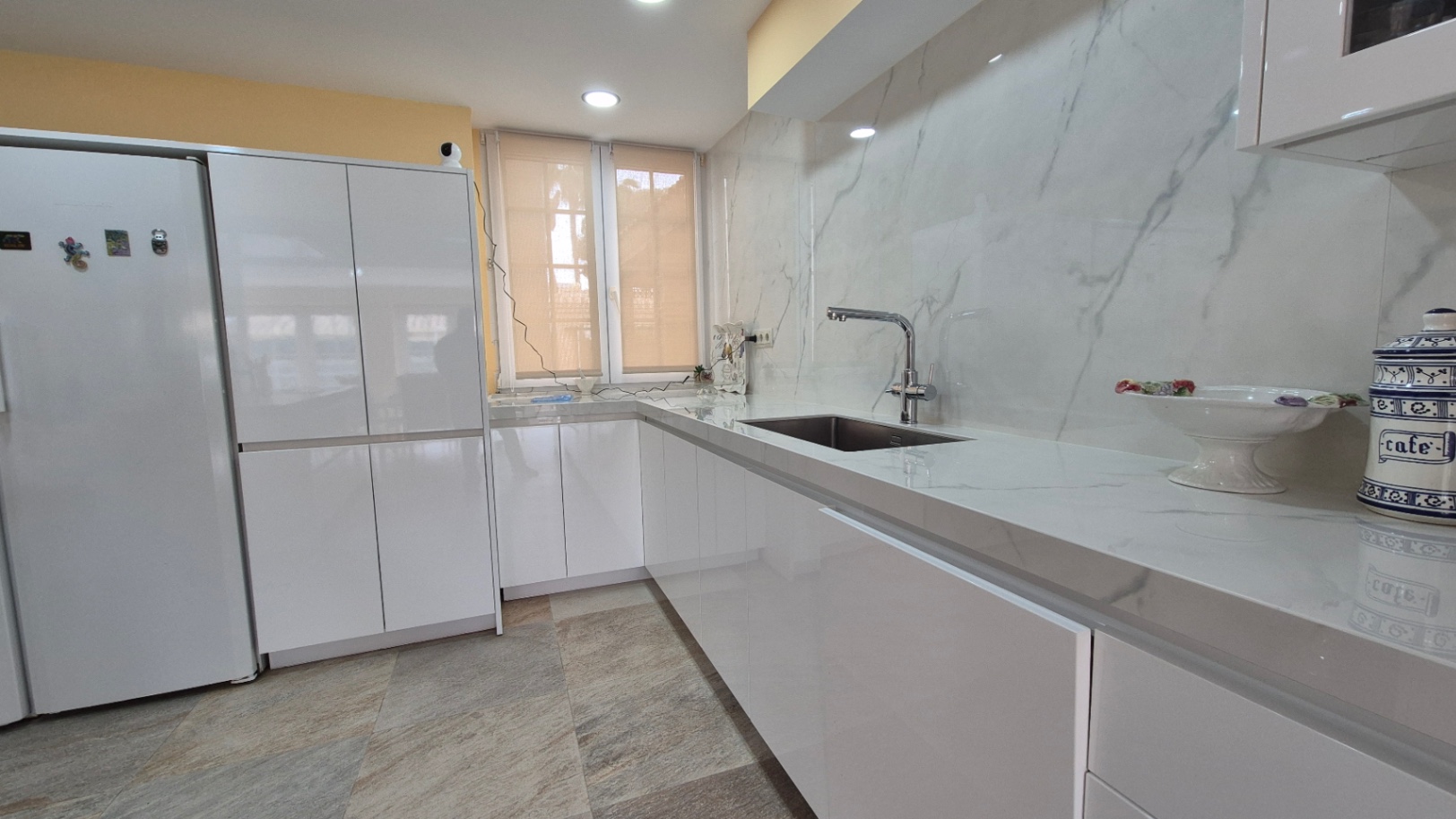 Resale - 7 Bedroom 3 Bathroom Villa in Orihuela - Costa Blanca Sur  - Alicante