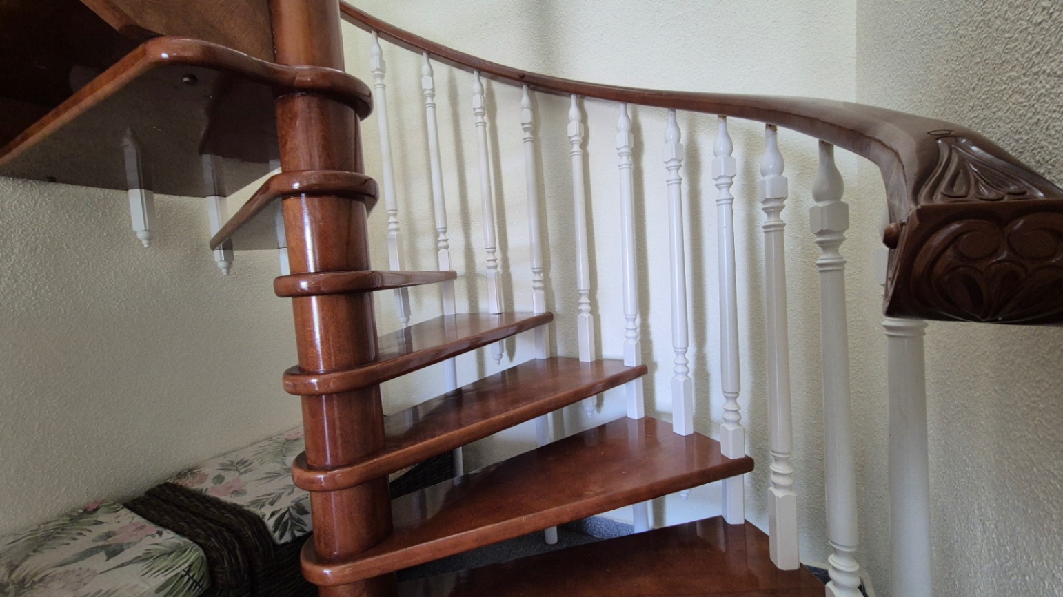 Resale - 7 Bedroom 3 Bathroom Villa in Orihuela - Costa Blanca Sur  - Alicante