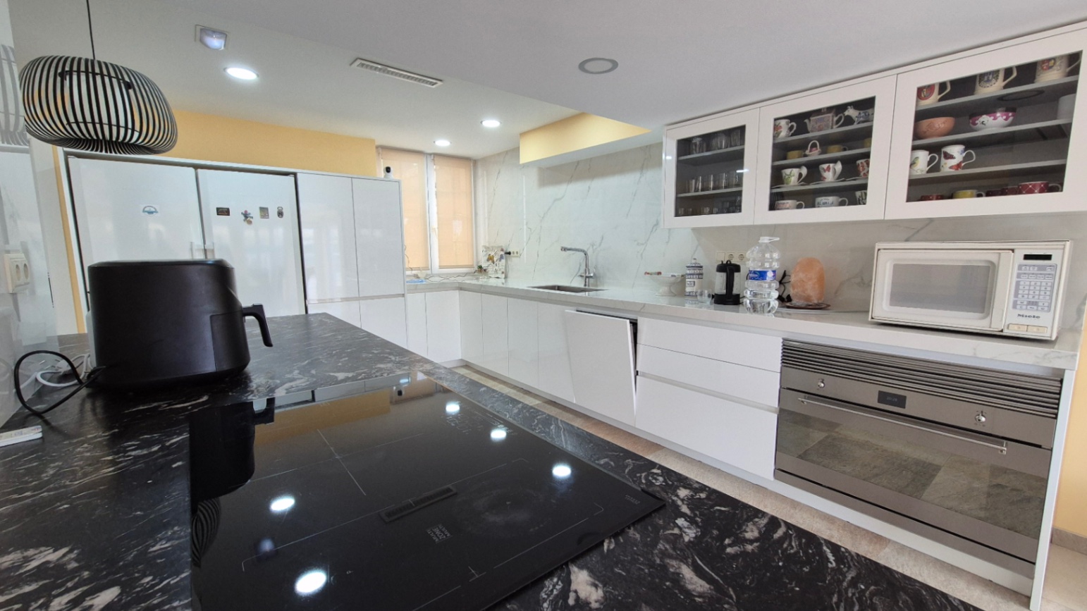 Resale - 7 Bedroom 3 Bathroom Villa in Orihuela - Costa Blanca Sur  - Alicante