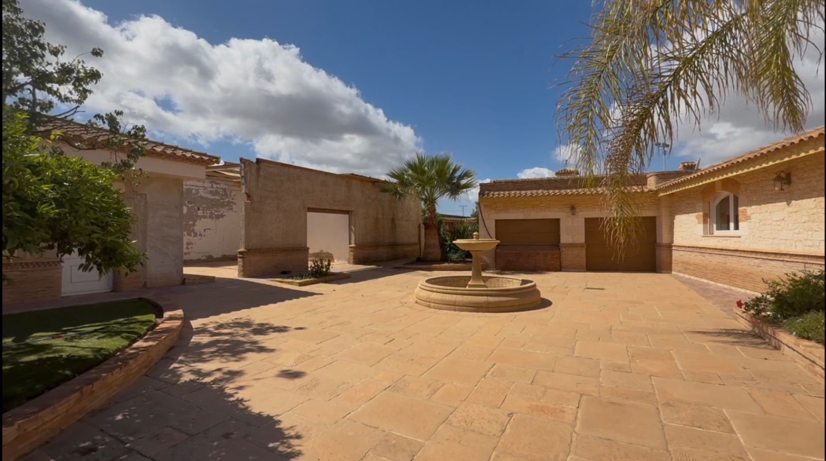 Resale - 6 Bedroom 5 Bathroom Villa in Cartagena - Costa Blanca Sur  - Murcia