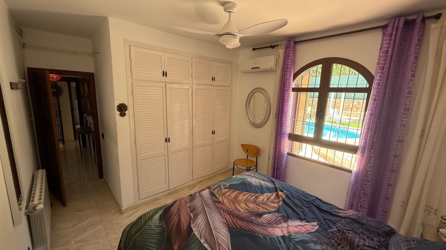 Resale - 4 Bedroom 2 Bathroom Villa in Orihuela - Costa Blanca Sur  - Alicante