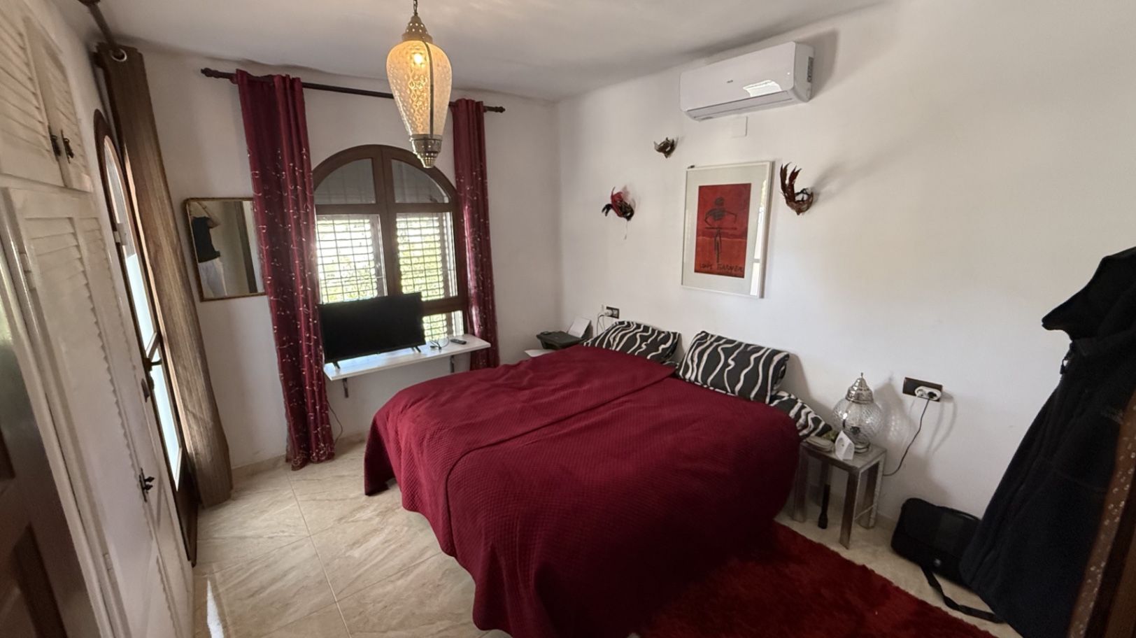 Resale - 4 Bedroom 2 Bathroom Villa in Orihuela - Costa Blanca Sur  - Alicante