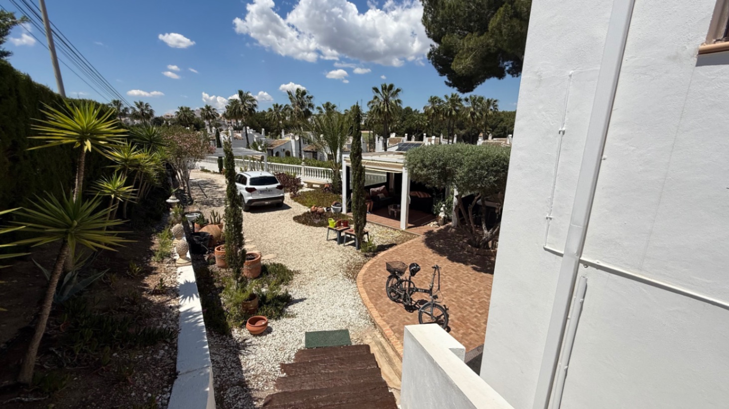 Resale - 4 Bedroom 2 Bathroom Villa in Orihuela - Costa Blanca Sur  - Alicante