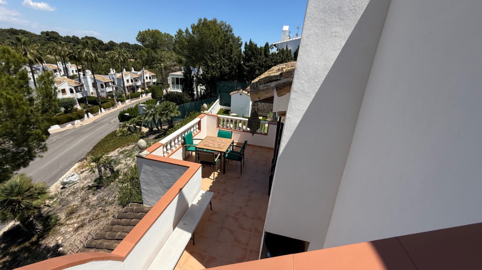 Resale - 4 Bedroom 2 Bathroom Villa in Orihuela - Costa Blanca Sur  - Alicante