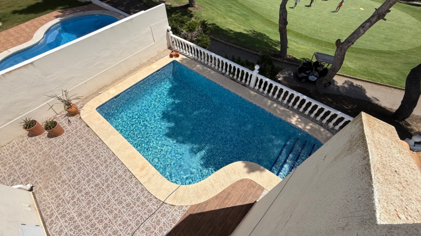 Resale - 4 Bedroom 2 Bathroom Villa in Orihuela Costa - Campos de Golf  - Alicante