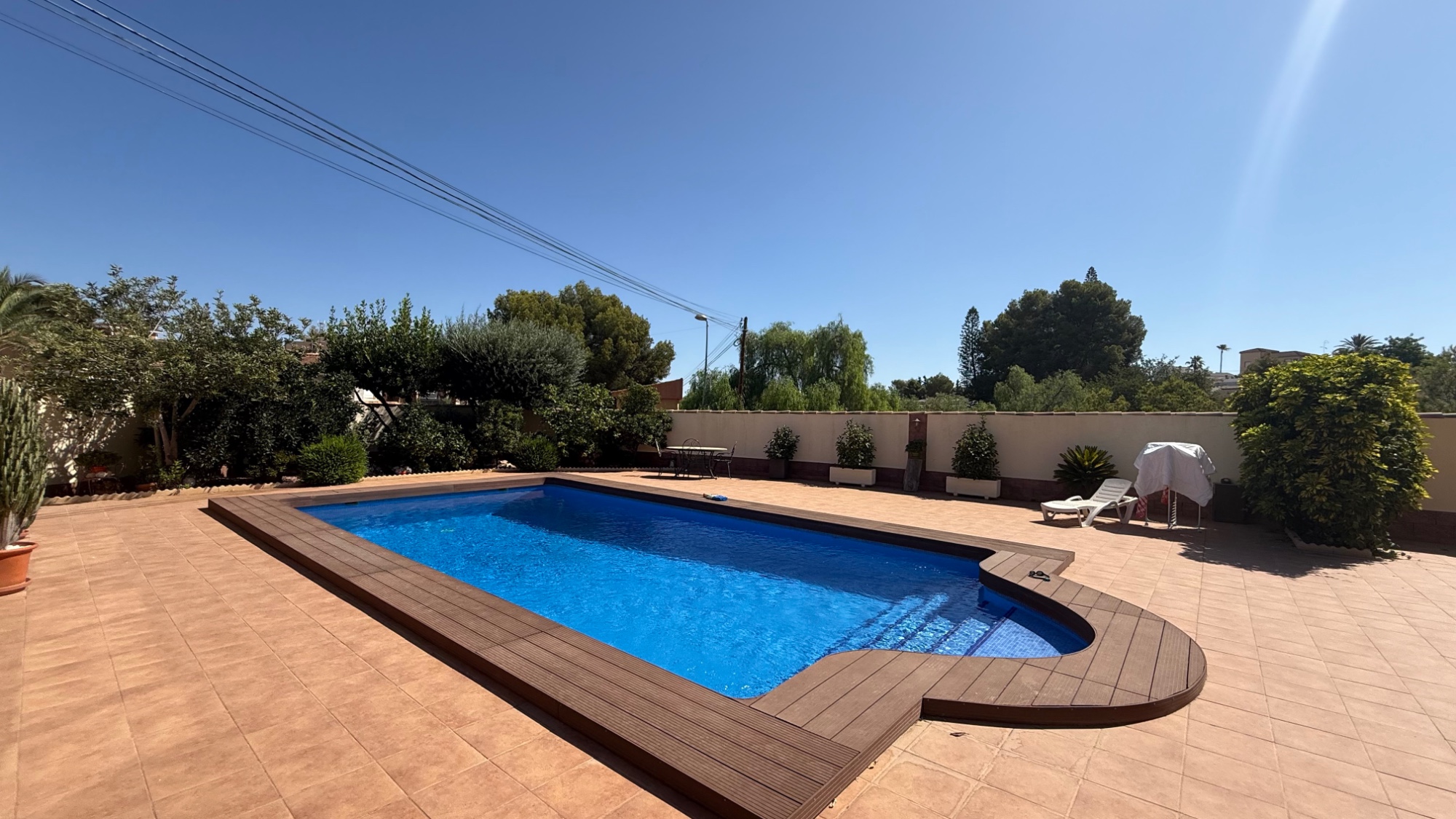 Resale - 7 Bedroom 4 Bathroom Villa in Torrevieja - Costa Blanca Sur  - Alicante