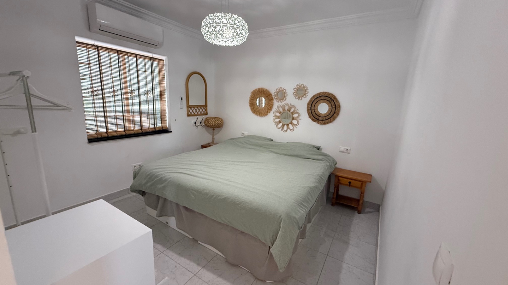 Resale - 3 Bedroom 3 Bathroom Villa in Torrevieja - Costa Blanca Sur  - Alicante