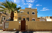 3 Bedroom 2 Bathroom Villa in Torrevieja