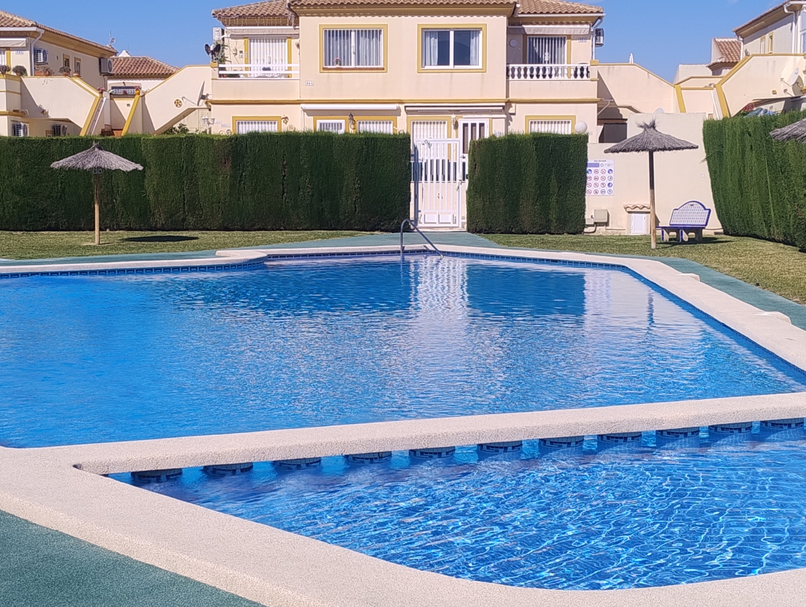 Resale - 2 Bedroom 1 Bathroom Bungalow in Orihuela Costa - Orihuela Costa  - Alicante