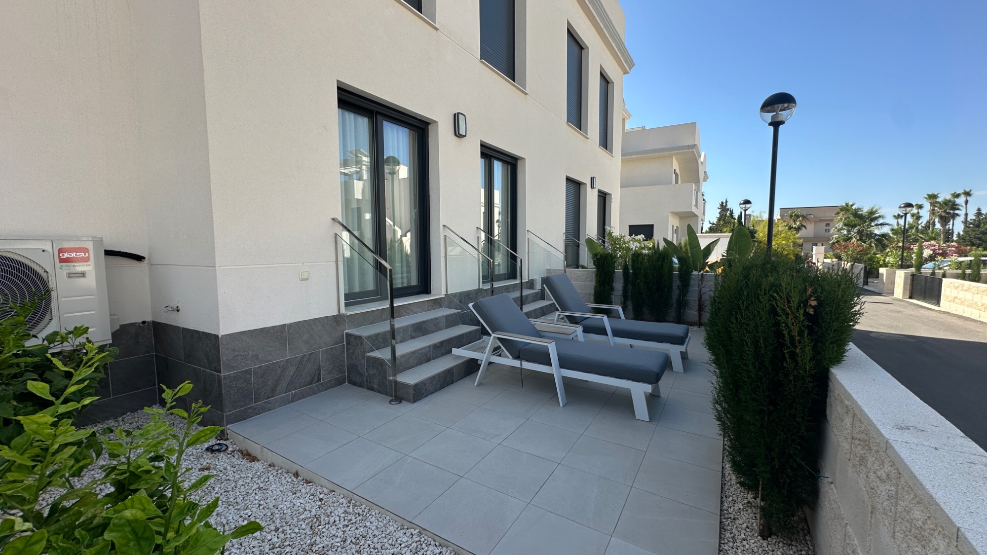 Resale - 2 Bedroom 2 Bathroom Bungalow in Ciudad quesada - Ciudad Quesada  - Alicante