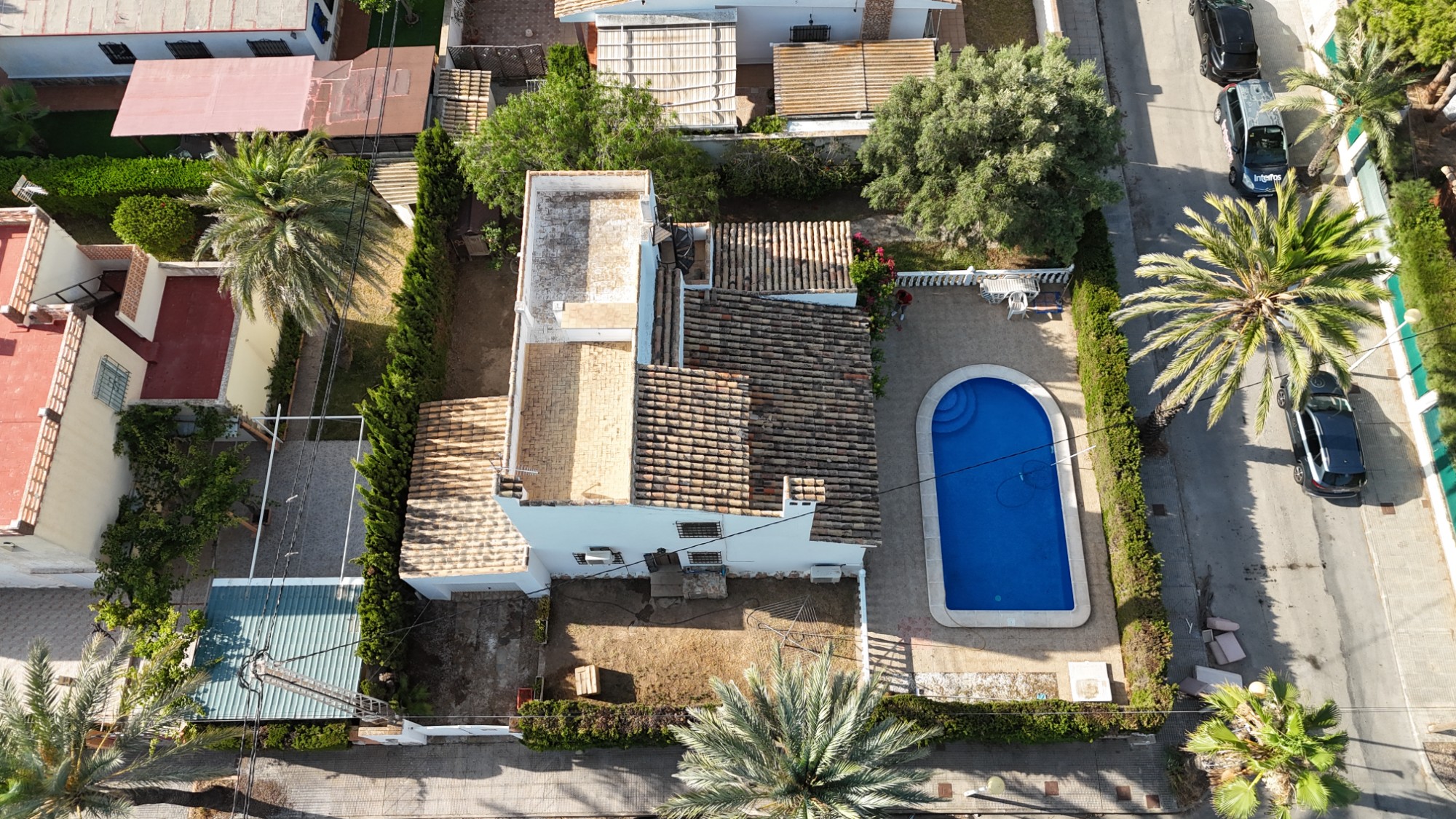 Resale - 4 Bedroom 2 Bathroom Villa in Cabo Roig - Cabo Roig  - Alicante